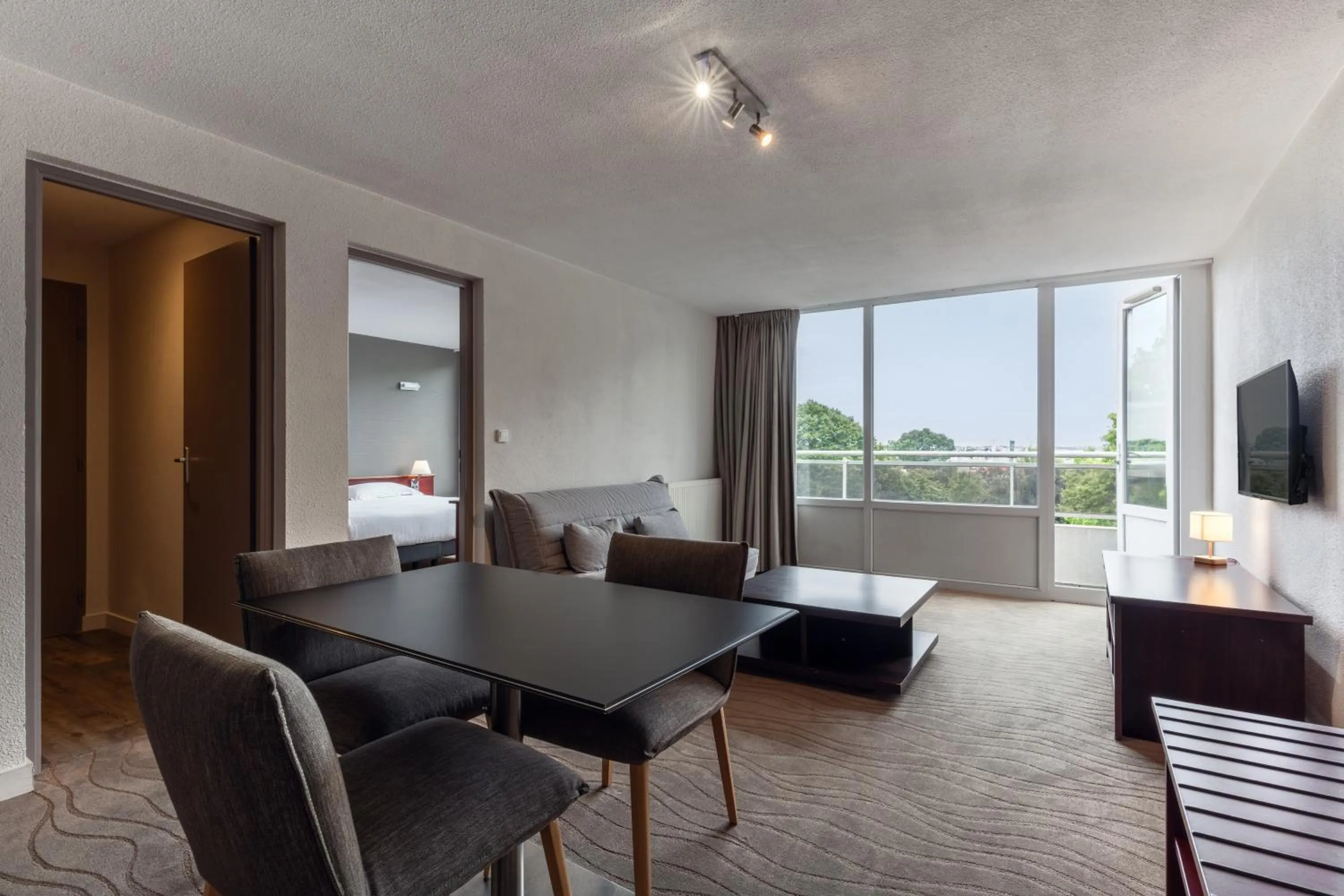 TV and multimedia in BRIT HOTEL - RESTAURANT Saint-Brieuc Langueux