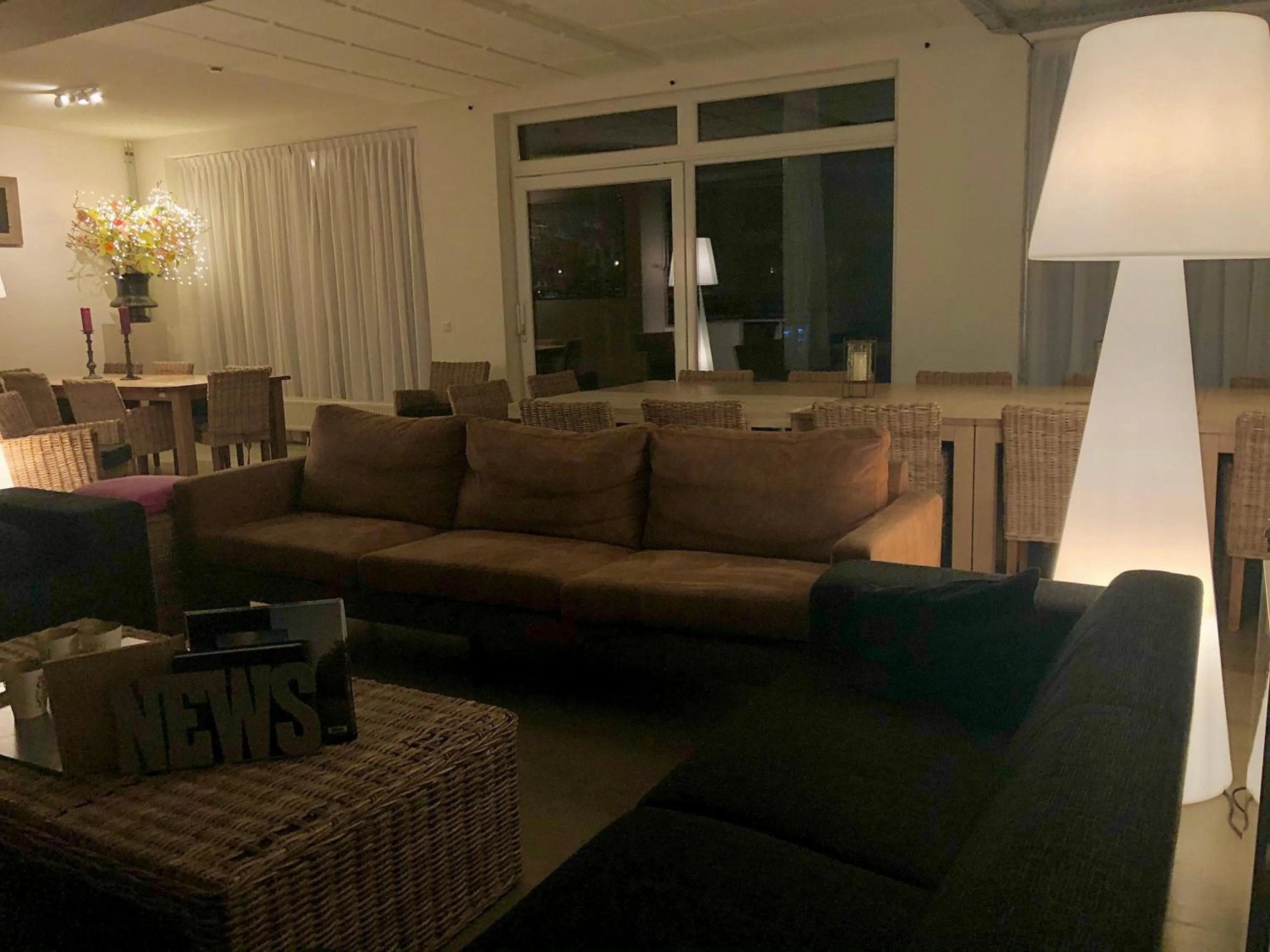 Seating area in De Slaapfabriek vakantiehuis en trainingslocatie