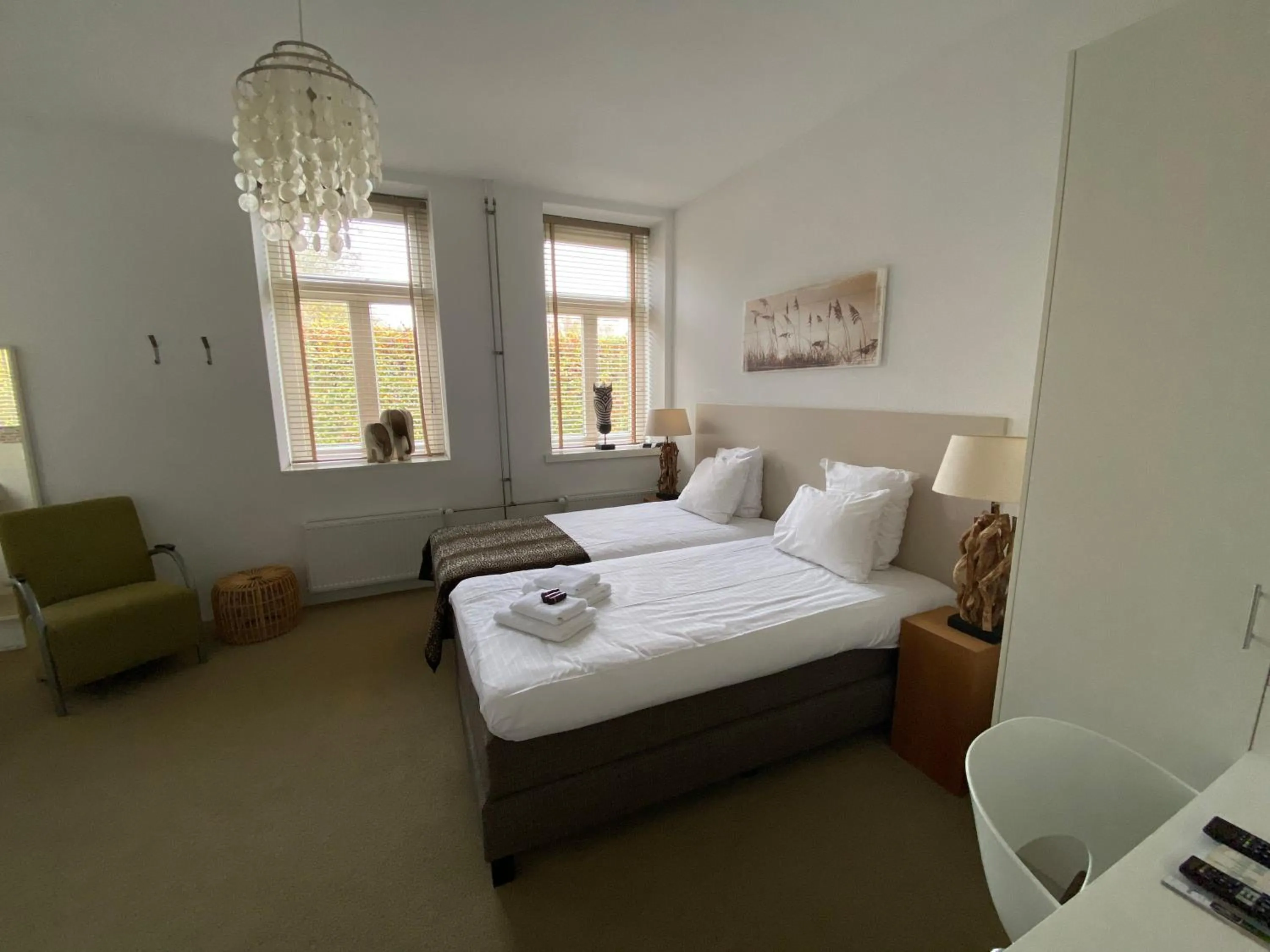 Photo of the whole room, Bed in De Slaapfabriek vakantiehuis en trainingslocatie