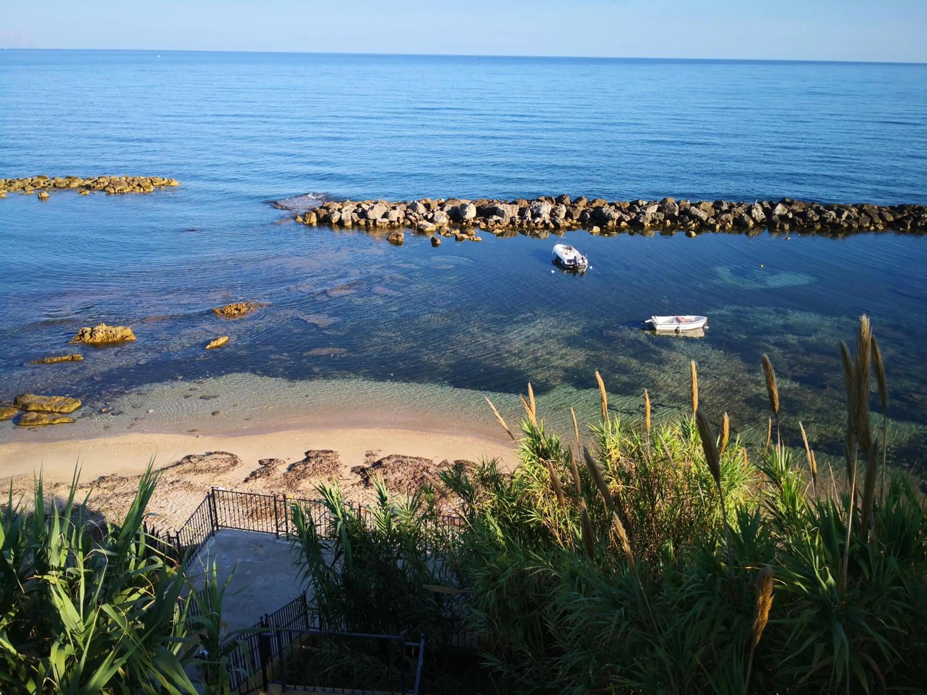 Sea view in Short Lets Vacanze "Massimo"