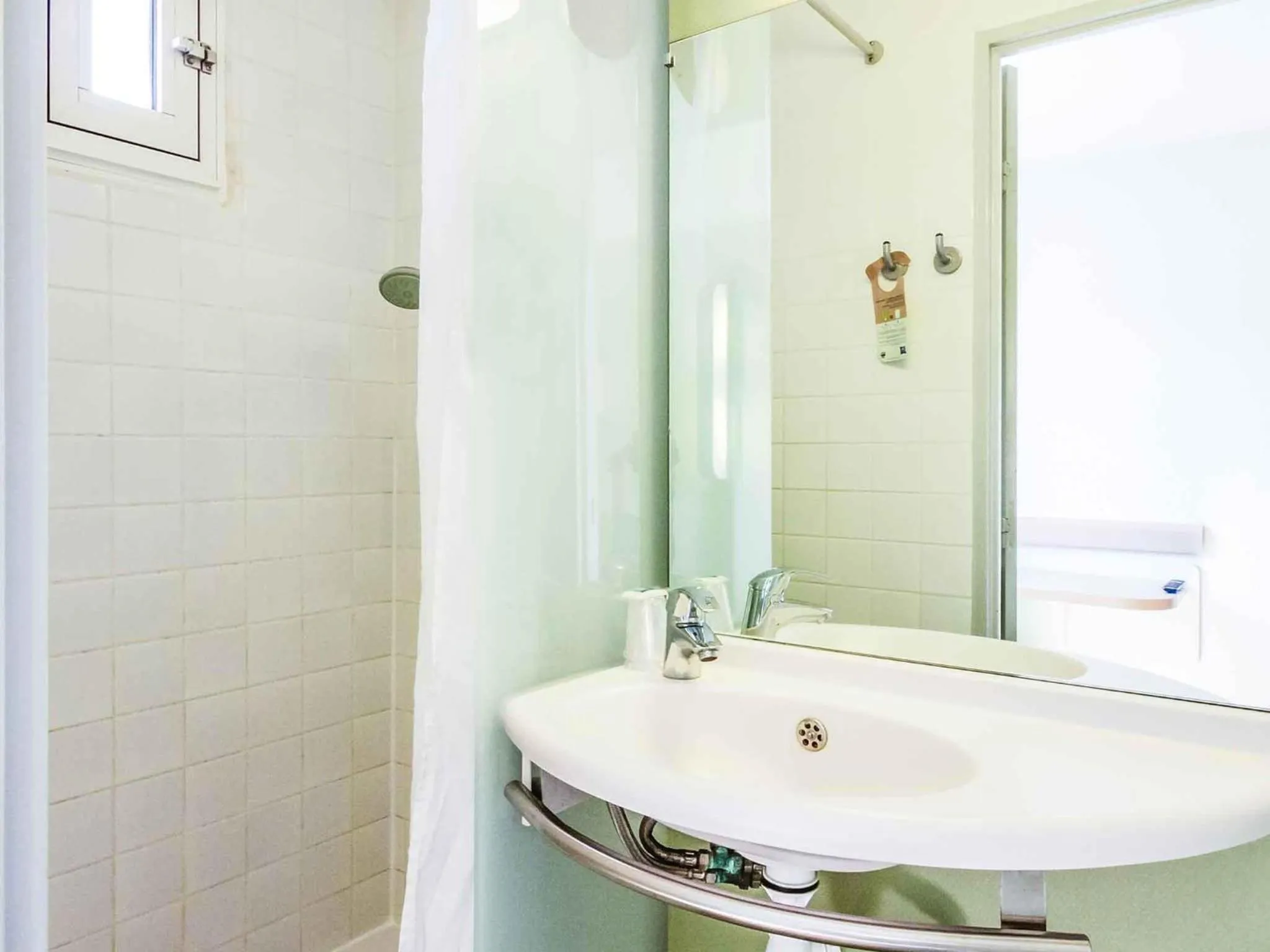 Bedroom in Ibis budget Périgueux