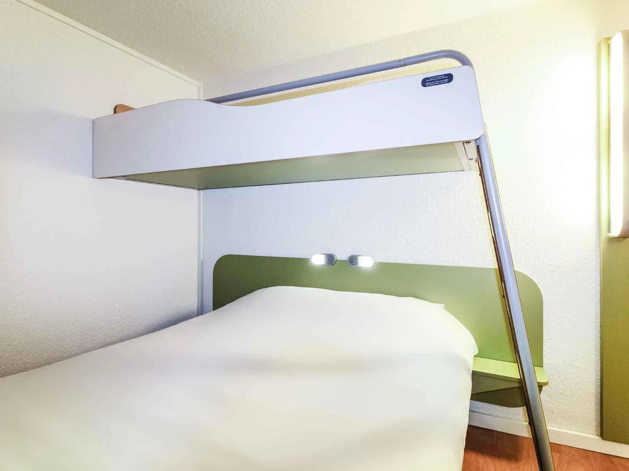 Bedroom, Bed in Ibis budget Périgueux