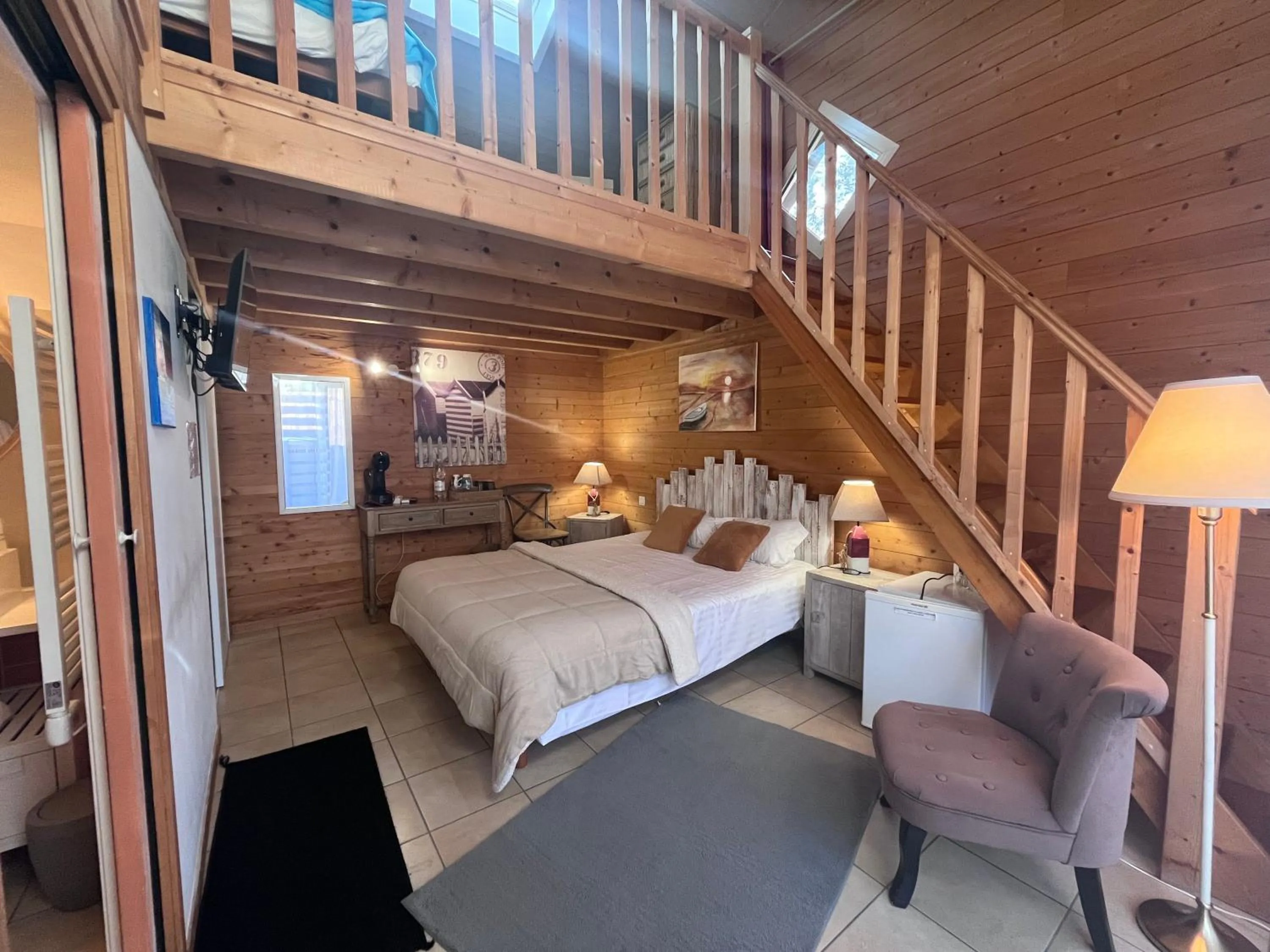 Bed in La Villa Herbert Maison d'hôtes à Andernos