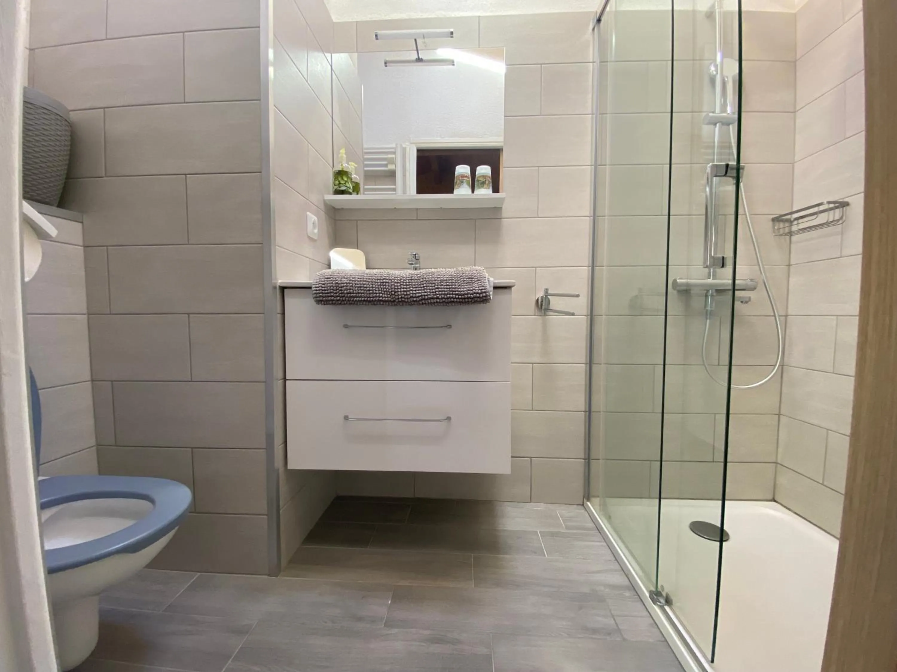 Bathroom in La Villa Herbert Maison d'hôtes à Andernos