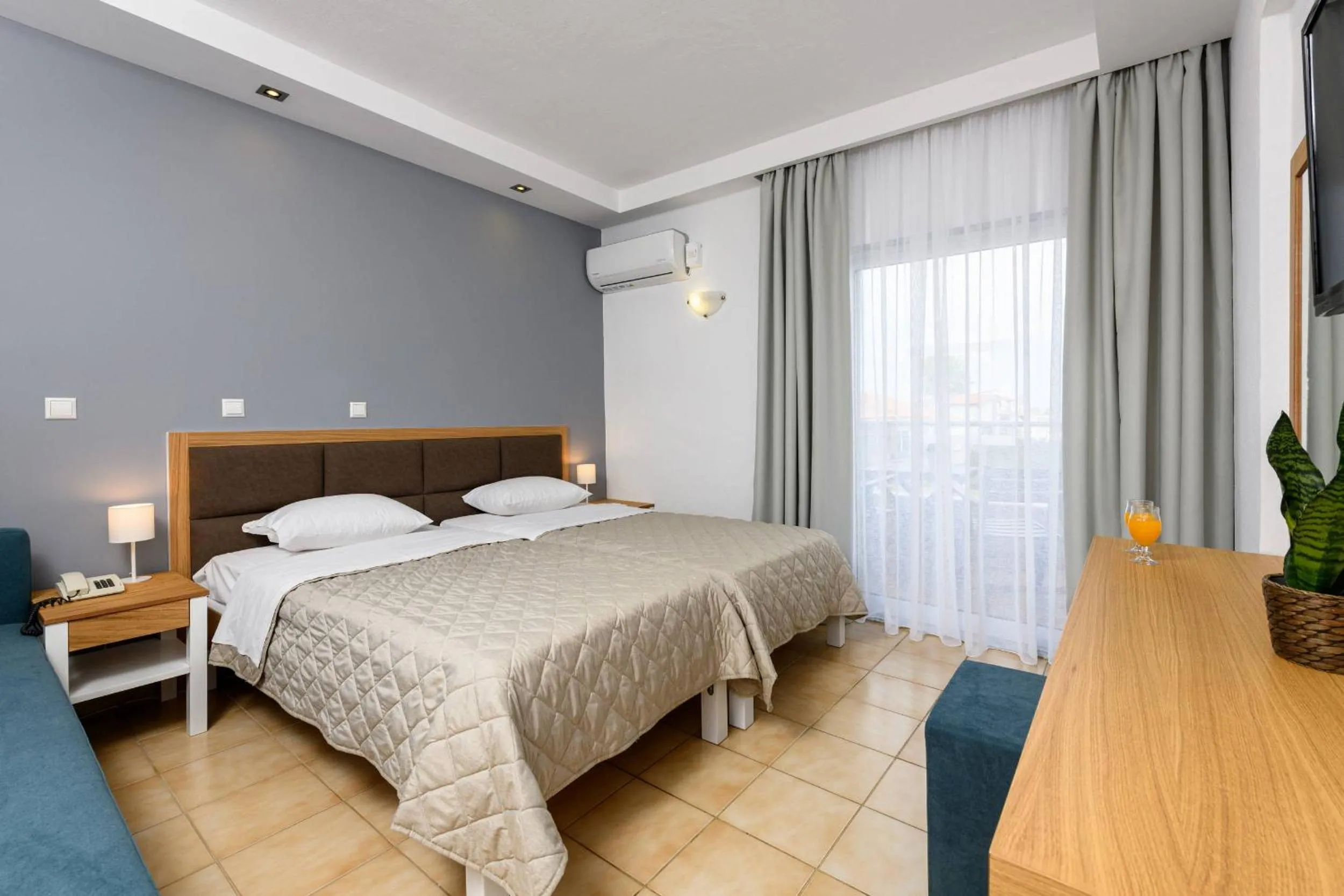 Photo of the whole room, Bed in Hotel Aethria