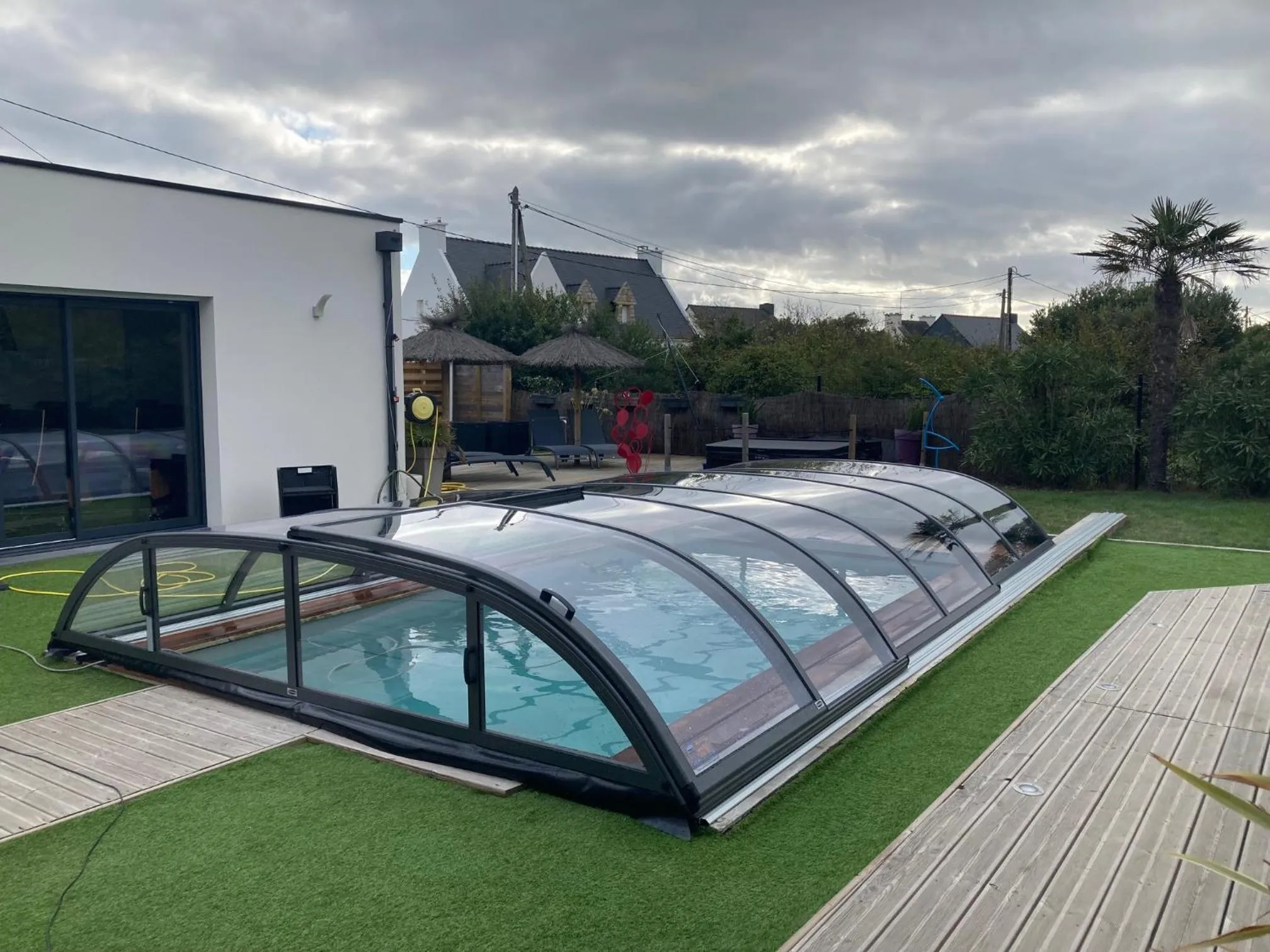 Swimming pool in Villa Charles & Ashton
