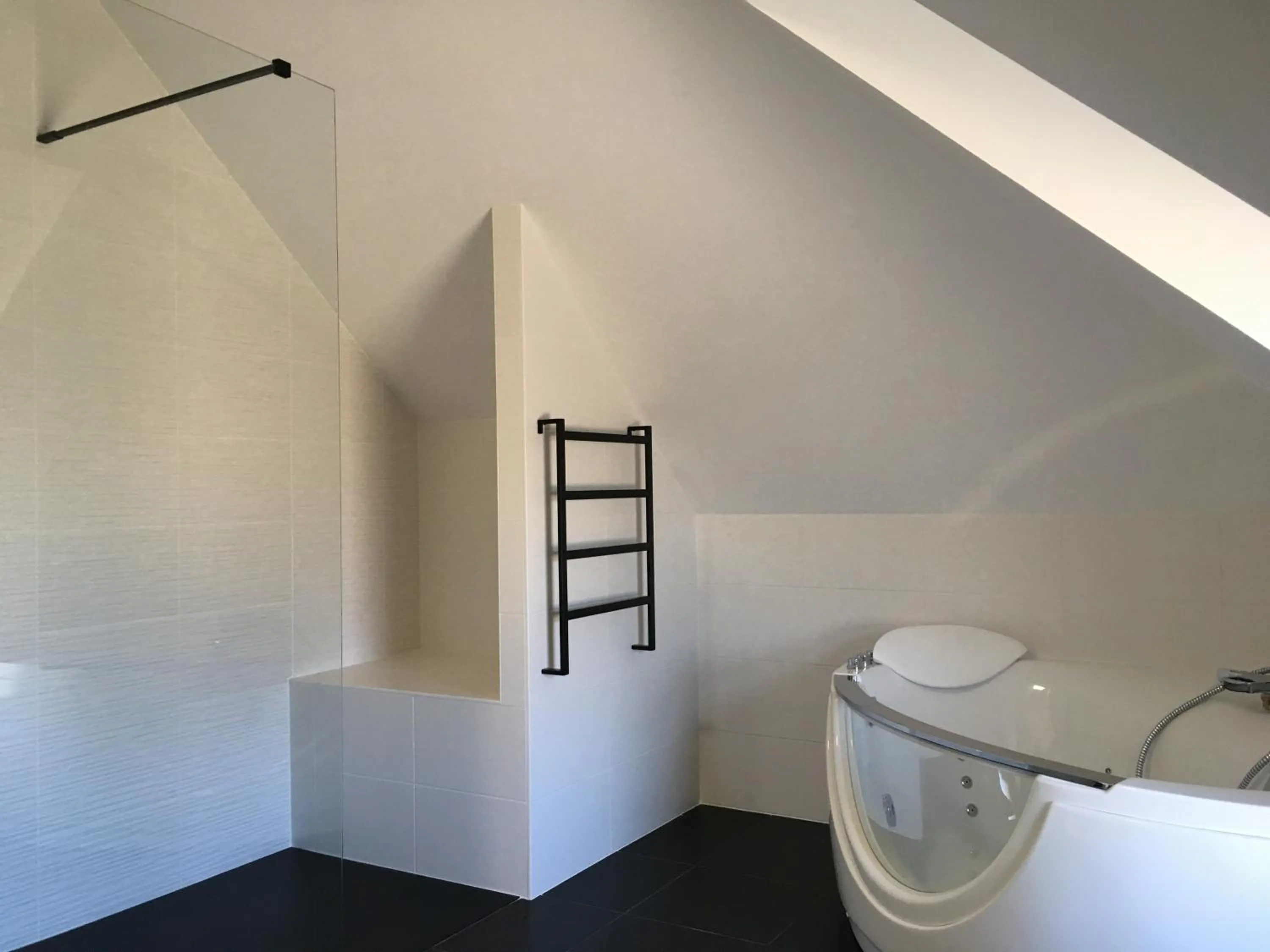 Bathroom in Villa Charles & Ashton