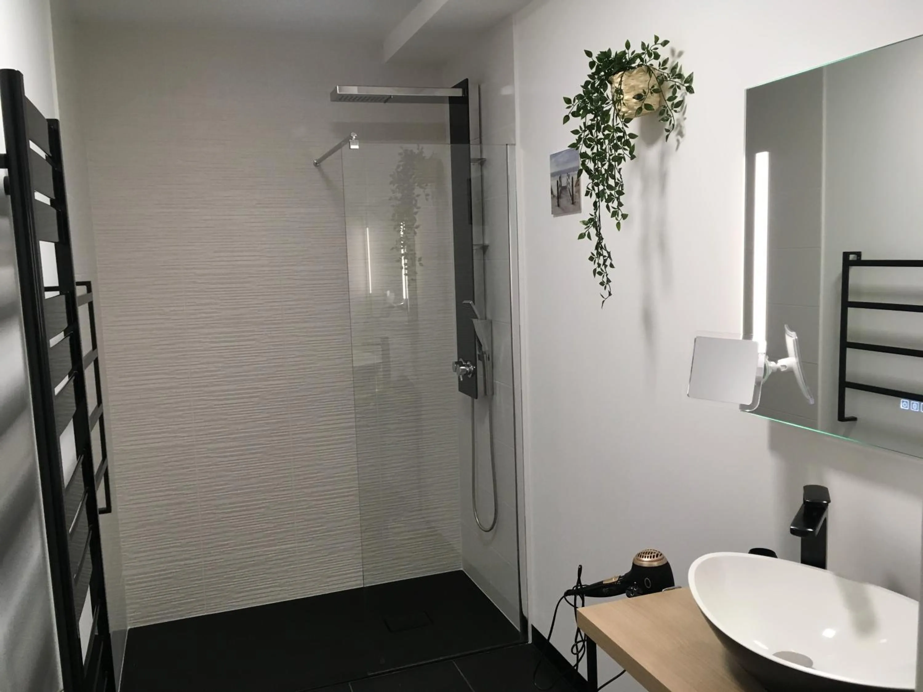 Bathroom in Villa Charles & Ashton