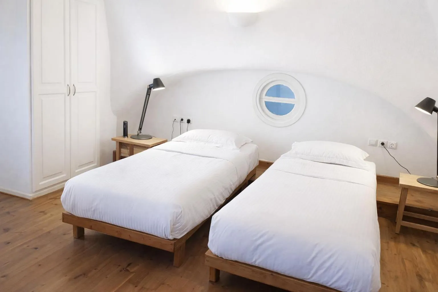 Bedroom, Bed in Ikastikies Suites