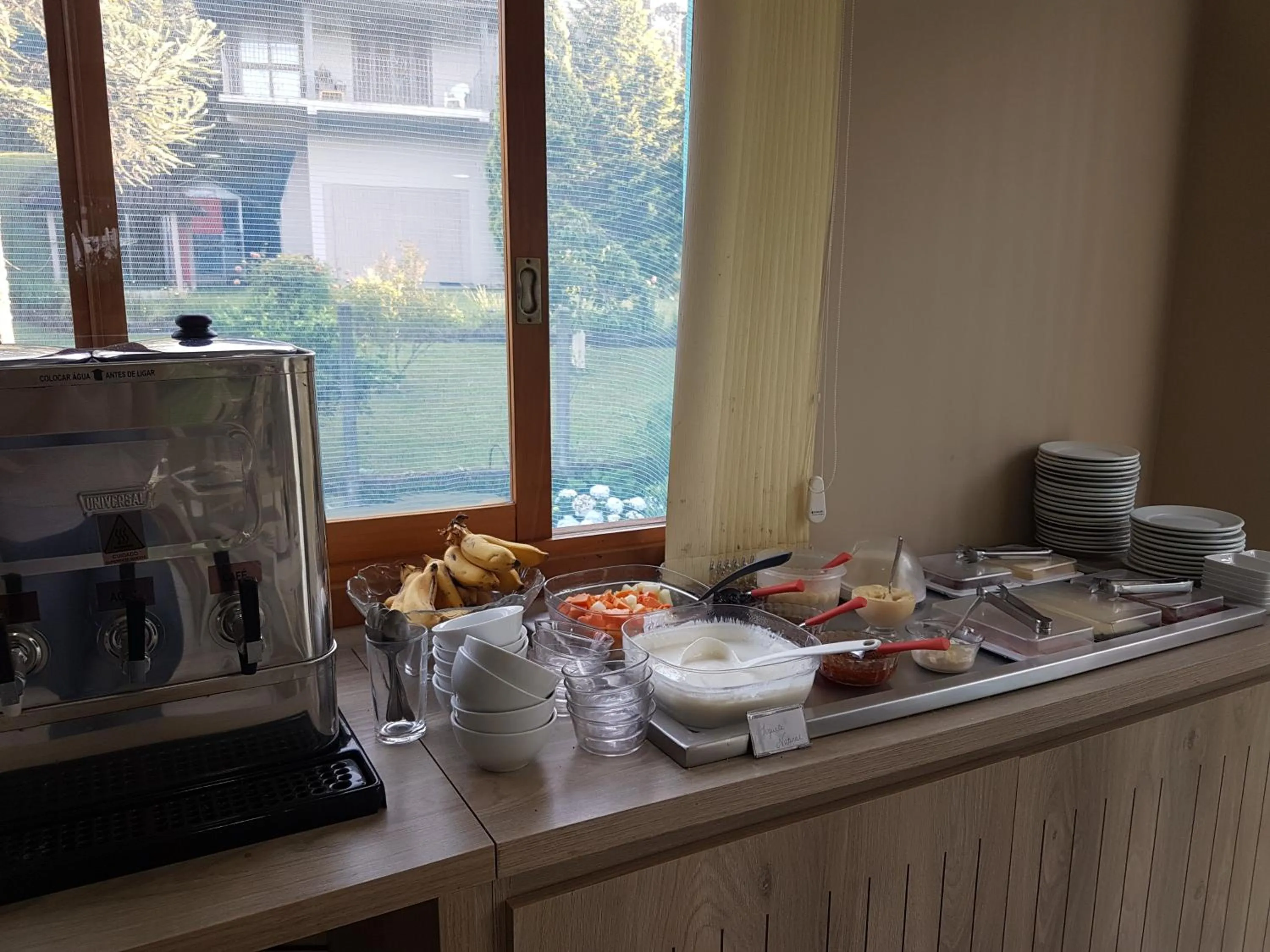 Buffet breakfast in Hotel Pousada Cabana da Mata