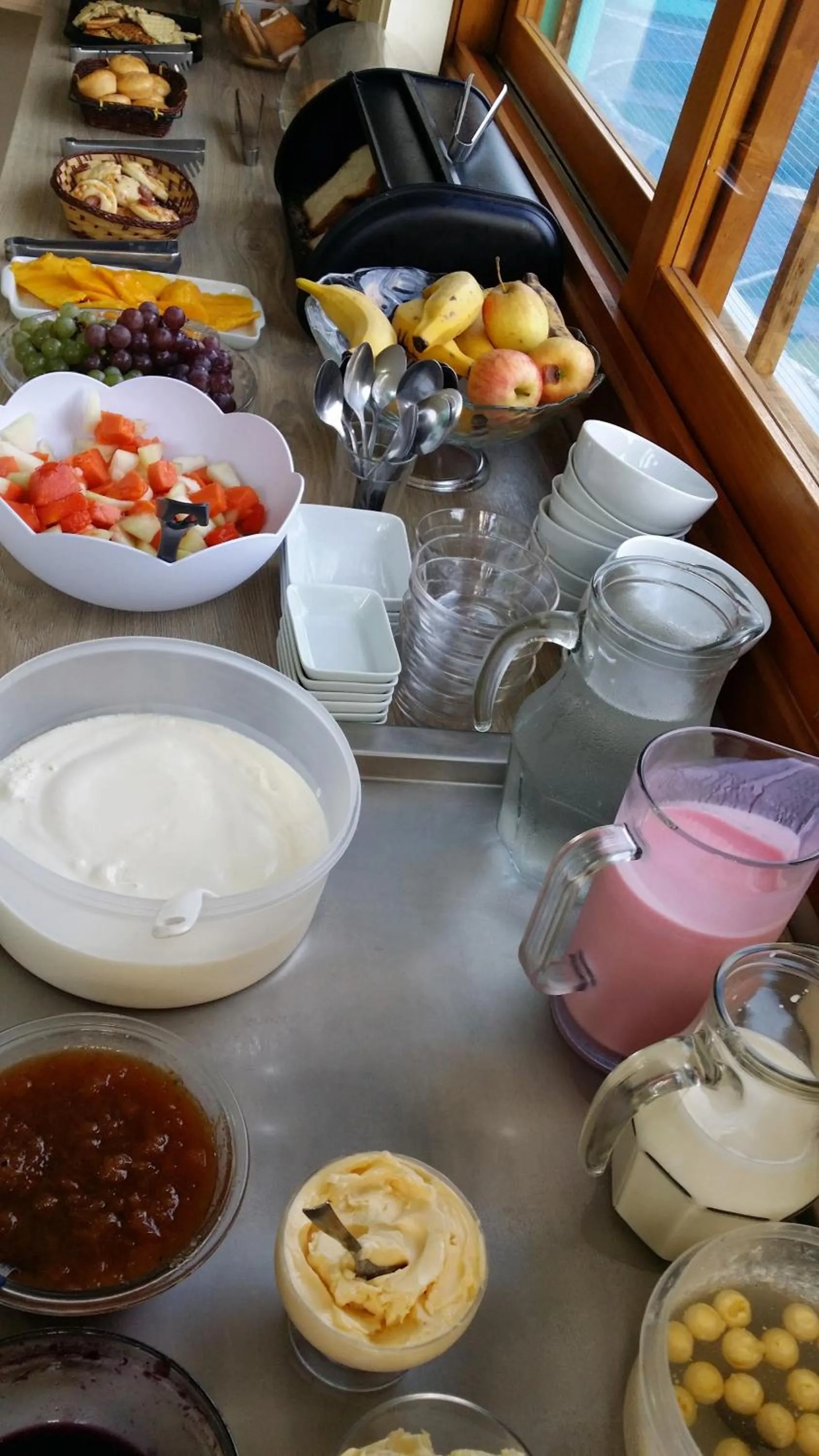Buffet breakfast in Hotel Pousada Cabana da Mata