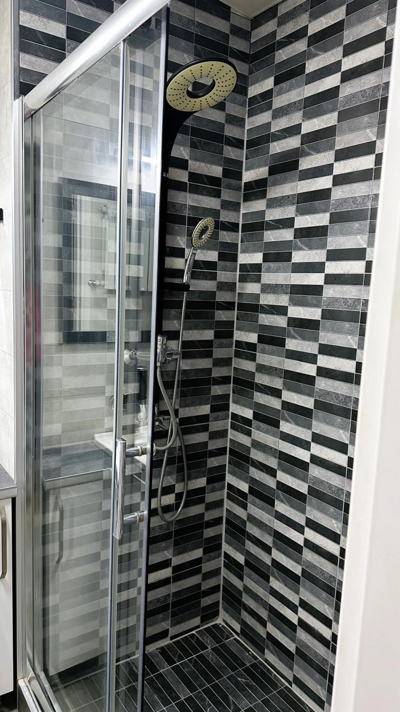 New Gudauri Loft 2 - Mountain Harmony, Quiet & Cosy Place Next to Main Lift