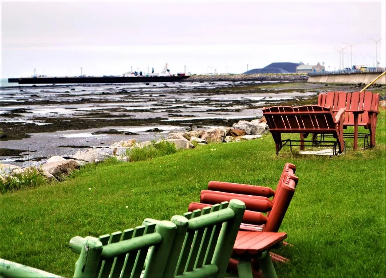 Seating area in Motel Rimouski