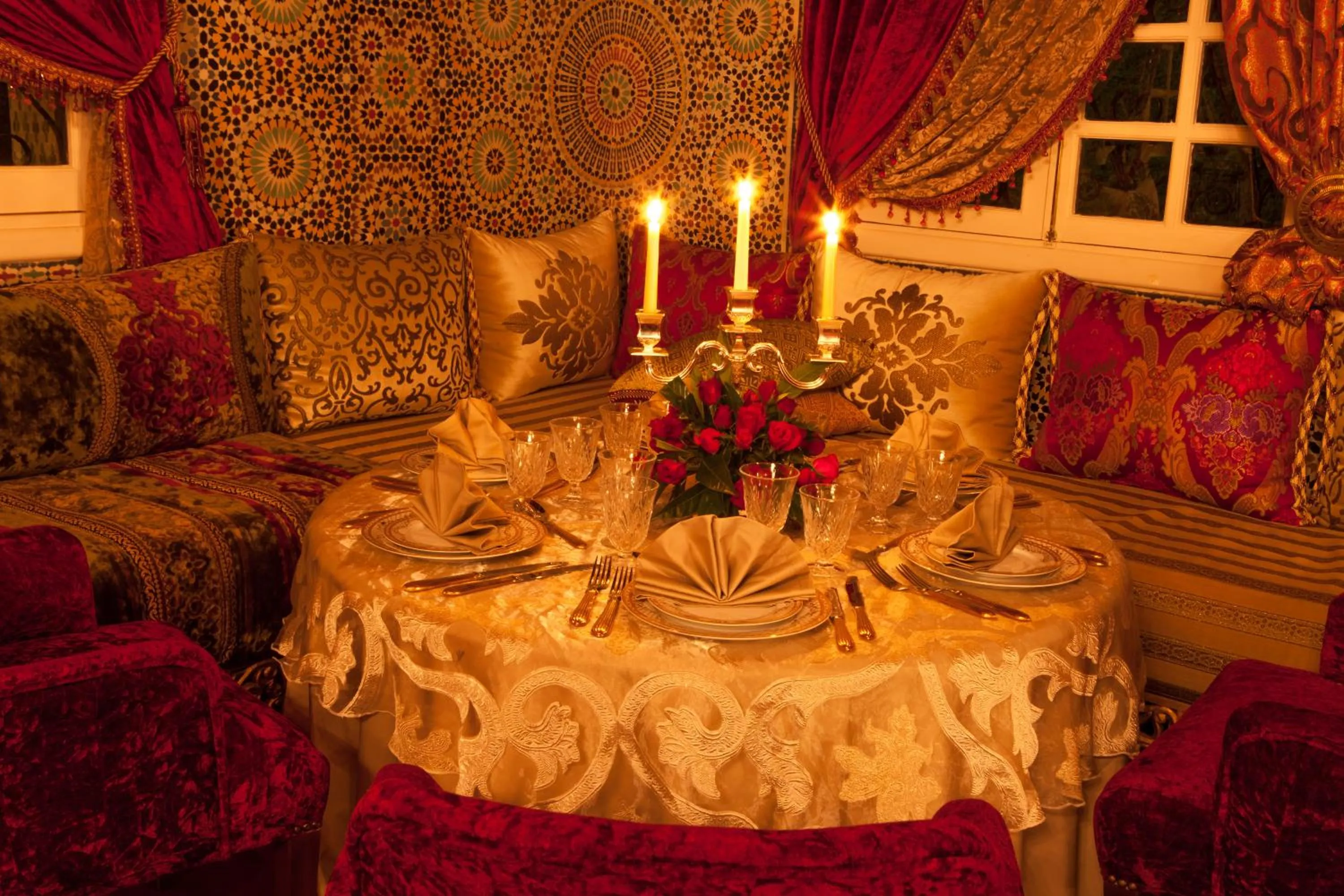 Restaurant/places to eat in Villa Des Ambassadors