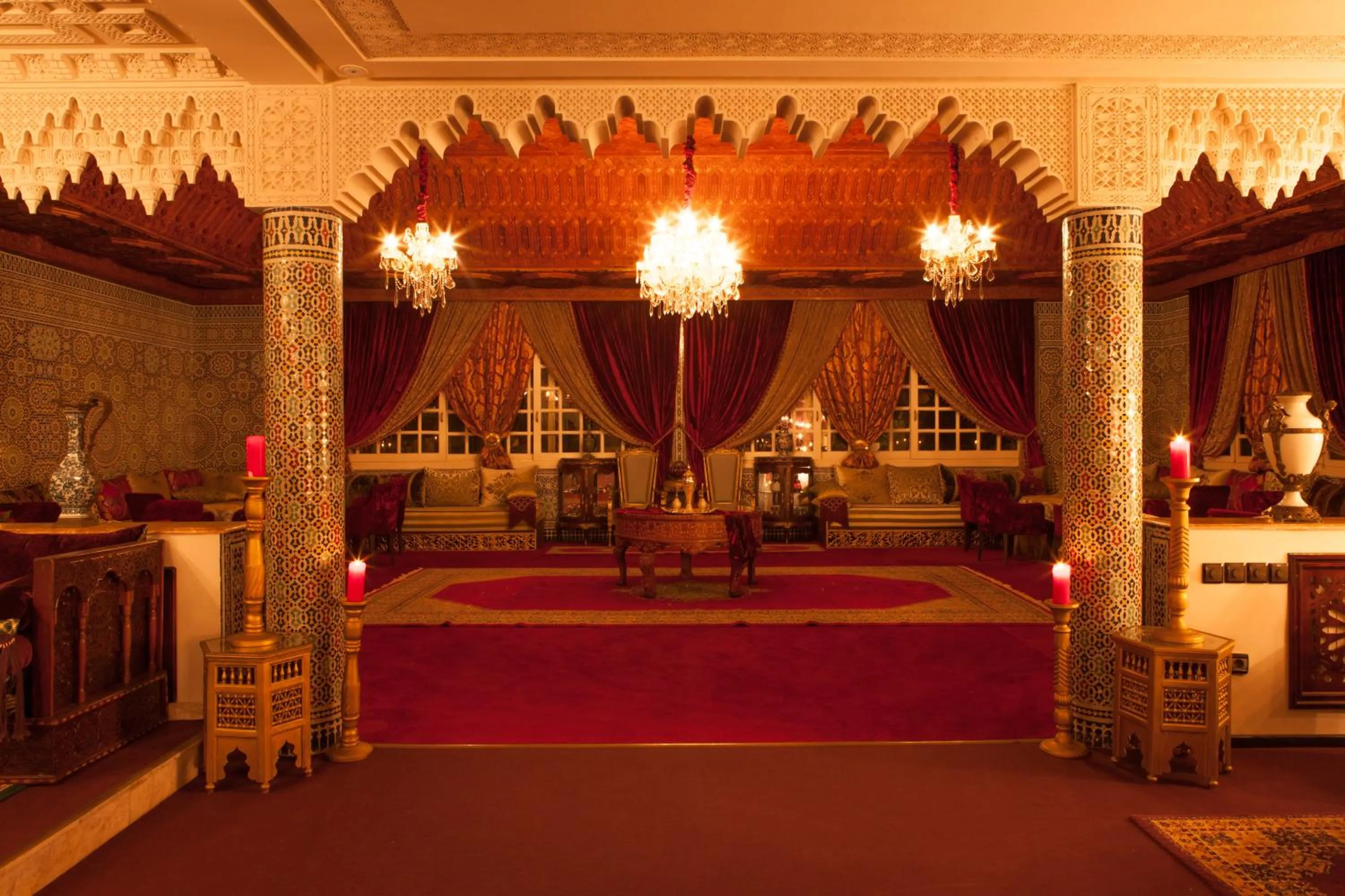 Banquet/Function facilities in Villa Des Ambassadors