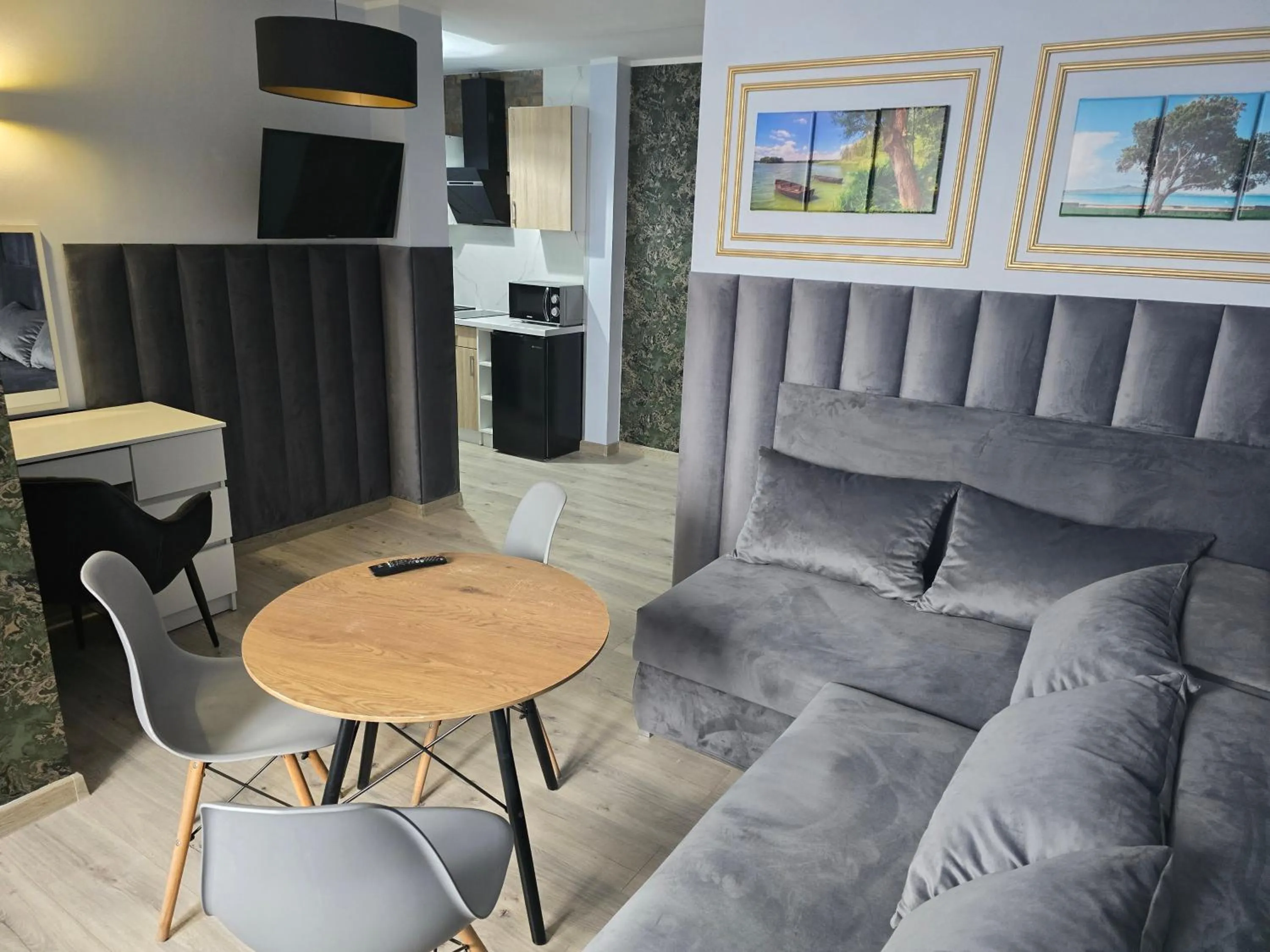 TV and multimedia in Eldom-NOCLEGI, Kolejowa 15 Wągrowiec