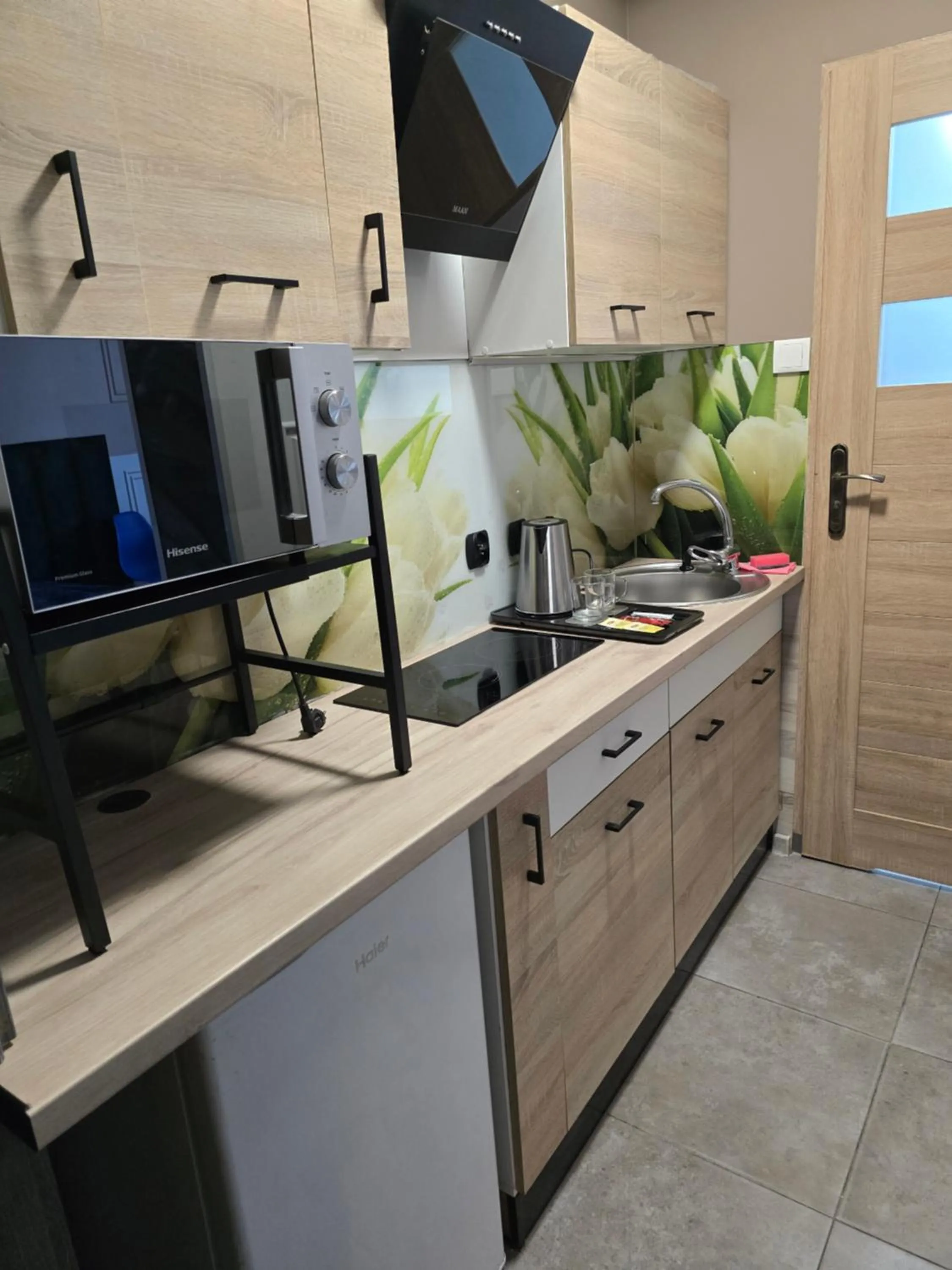 Kitchen or kitchenette in Eldom-NOCLEGI, Kolejowa 15 Wągrowiec