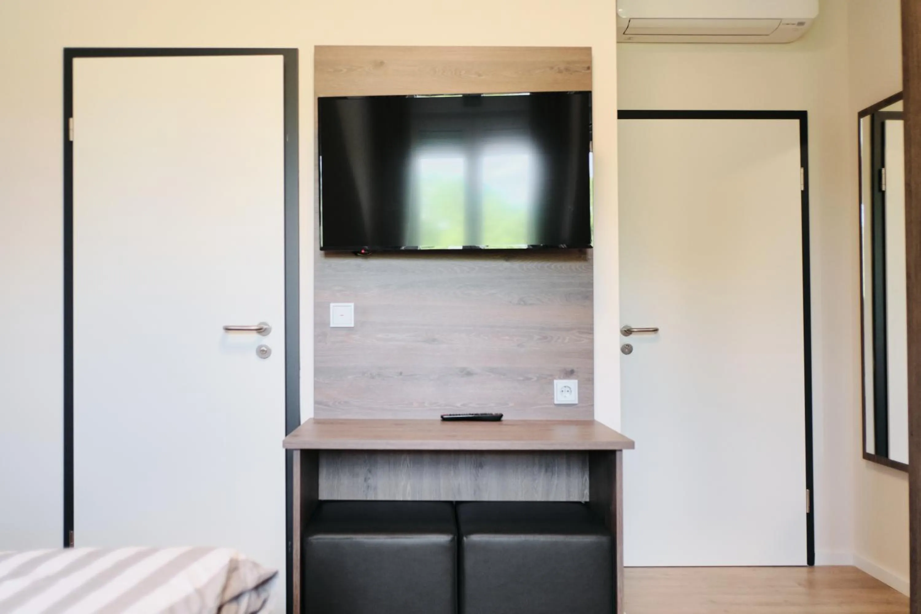 TV and multimedia in Beisenbusch Hotel & Restaurant