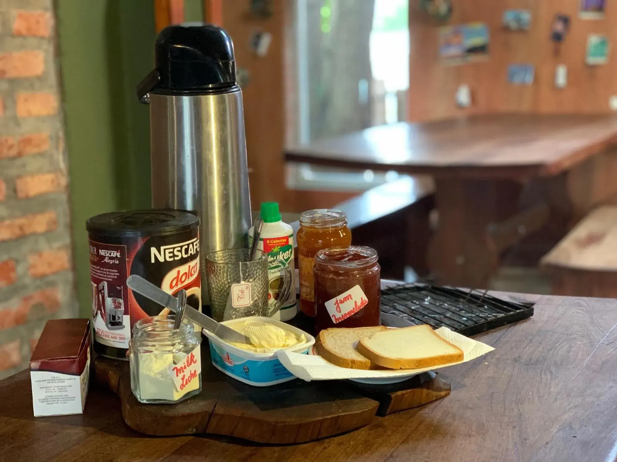 Bed in 4-Bed Mixed Dormitory Room in Hostel Los Pioneros Bed in 4-Bed Mixed Dormitory Room in Hostel Los Pioneros