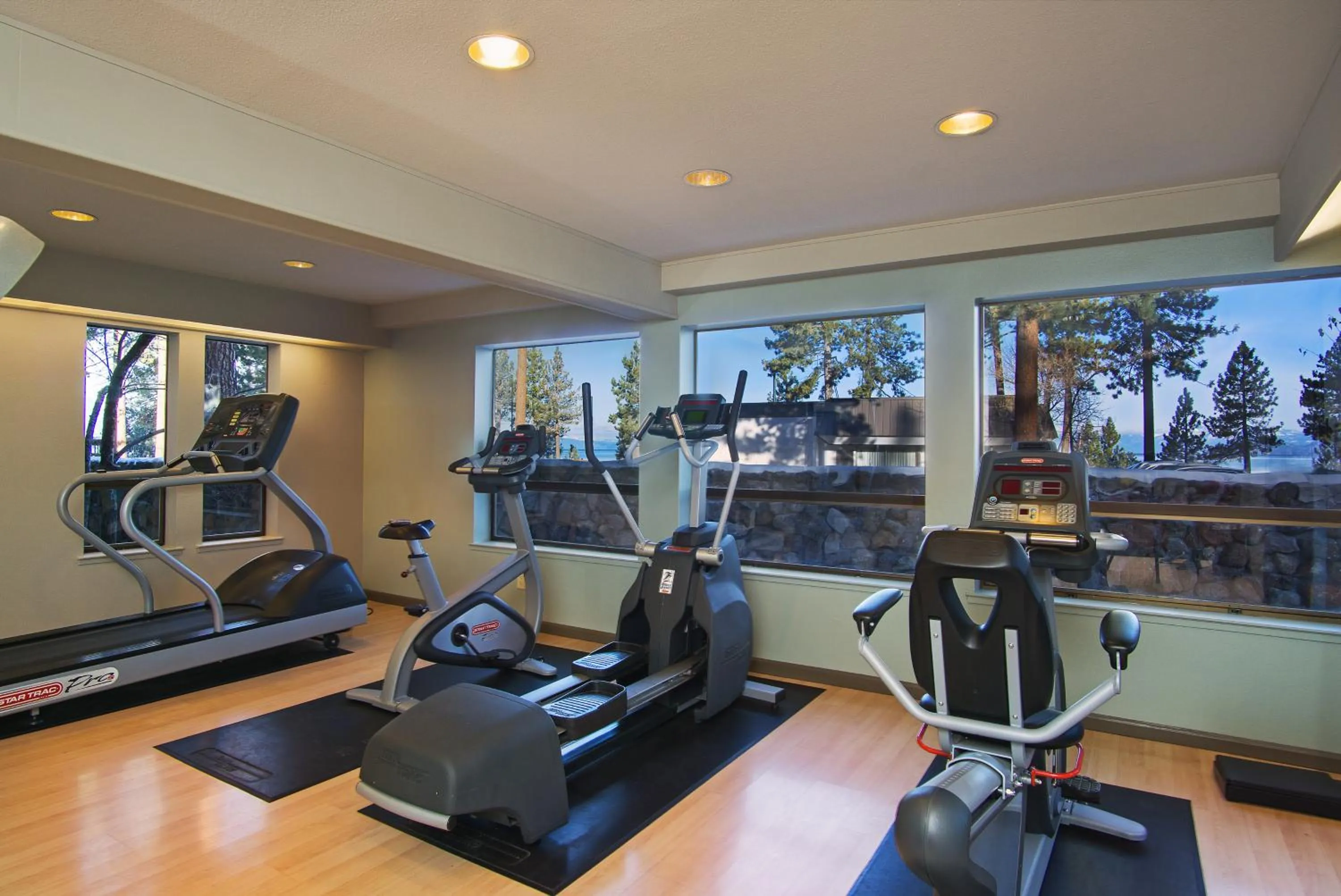 Fitness centre/facilities in Hotel Azure