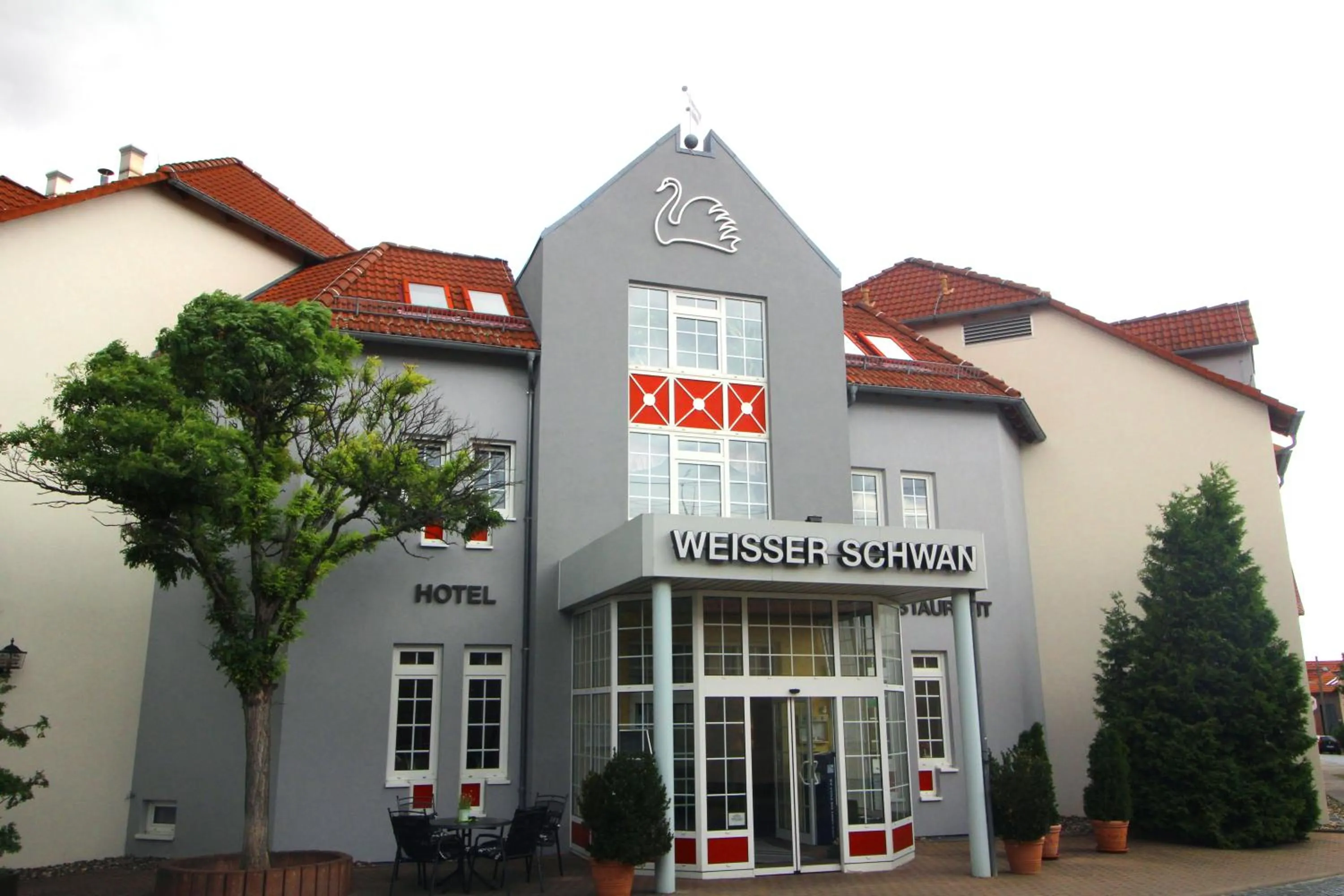 Facade/entrance in Hotel Weisser Schwan