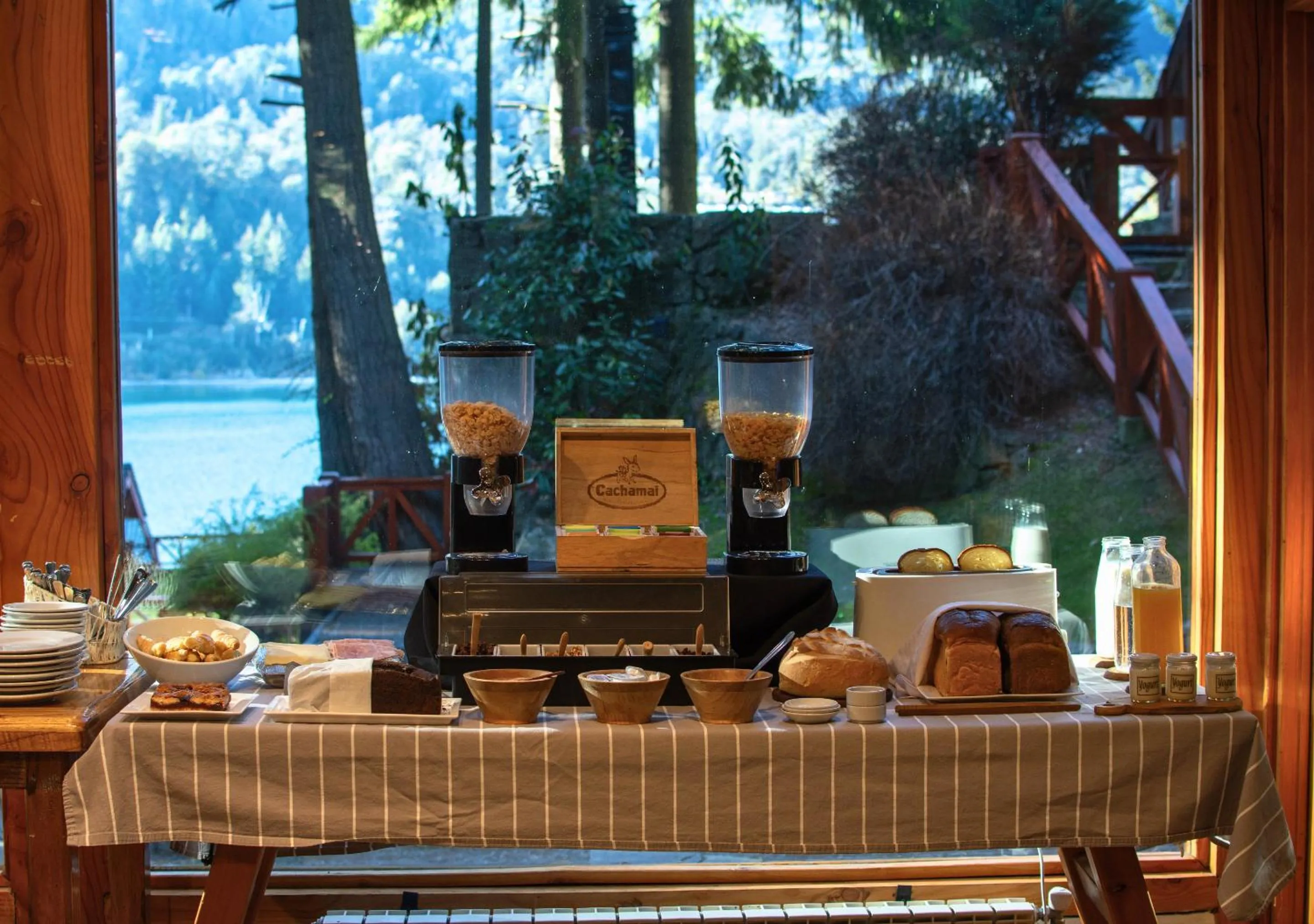 Breakfast in Costa Serena Aparts & Spa