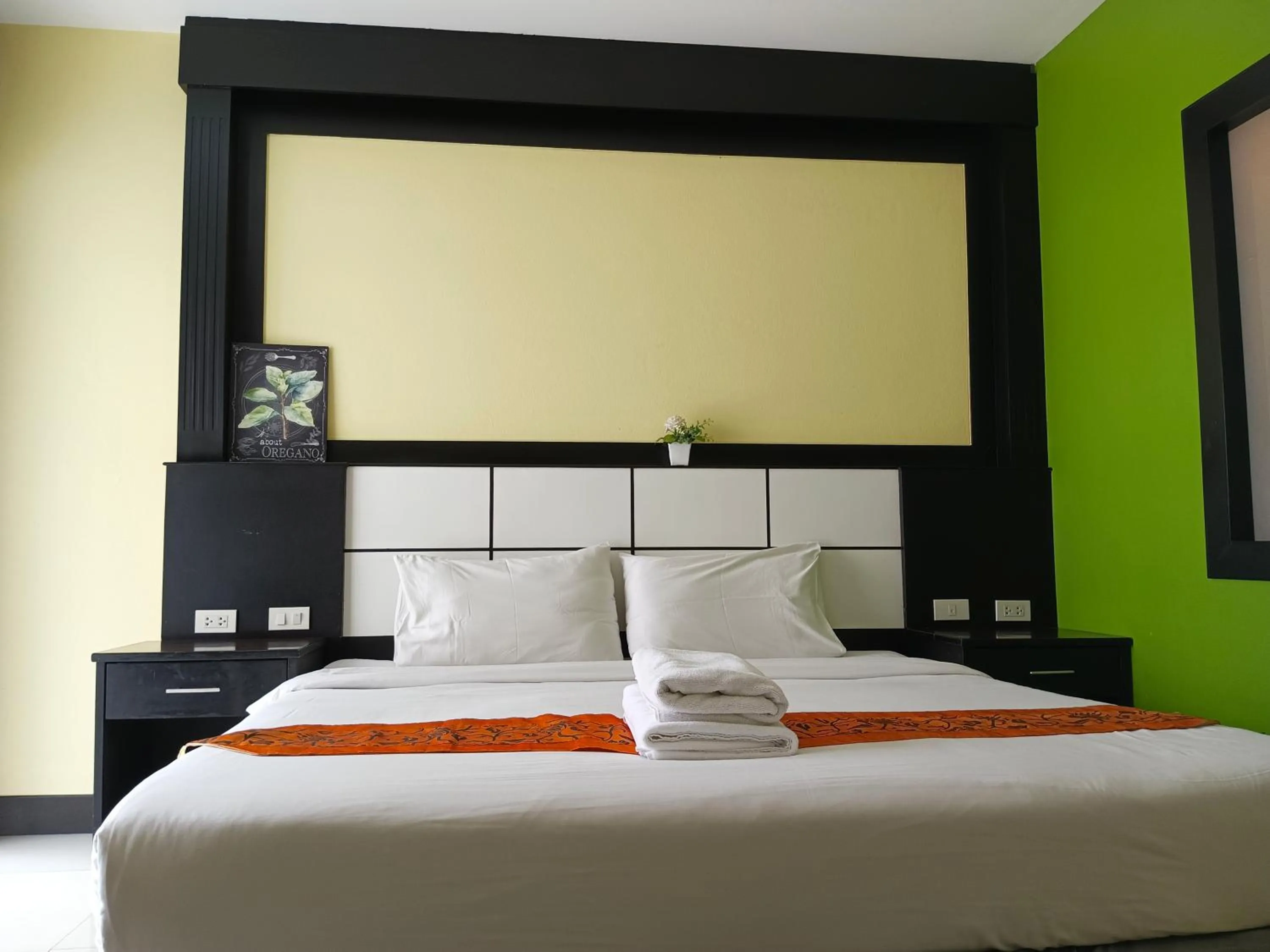 Bed in Star House Patong
