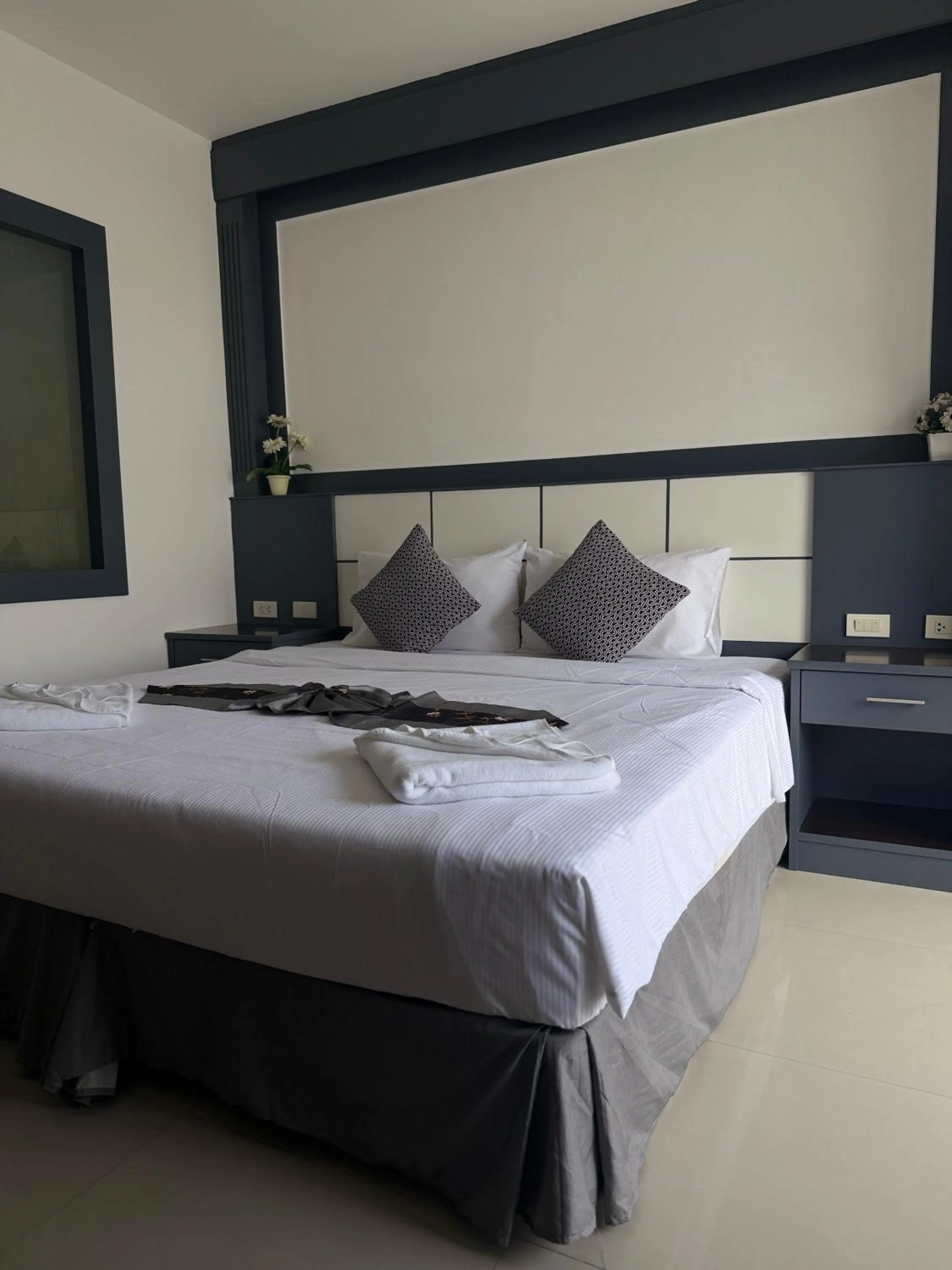 Bedroom, Bed in Star House Patong