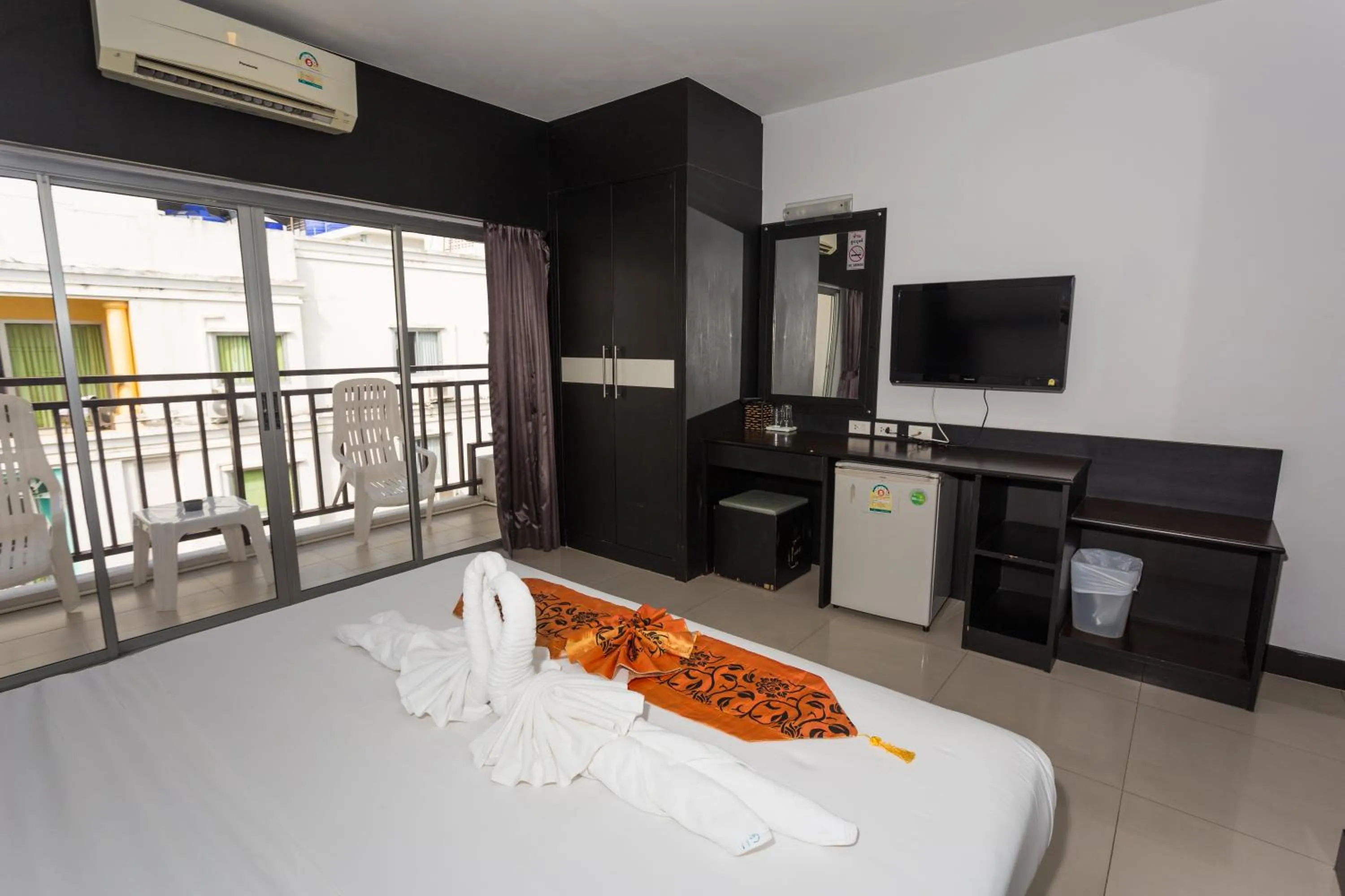 Other, Bed in Star House Patong