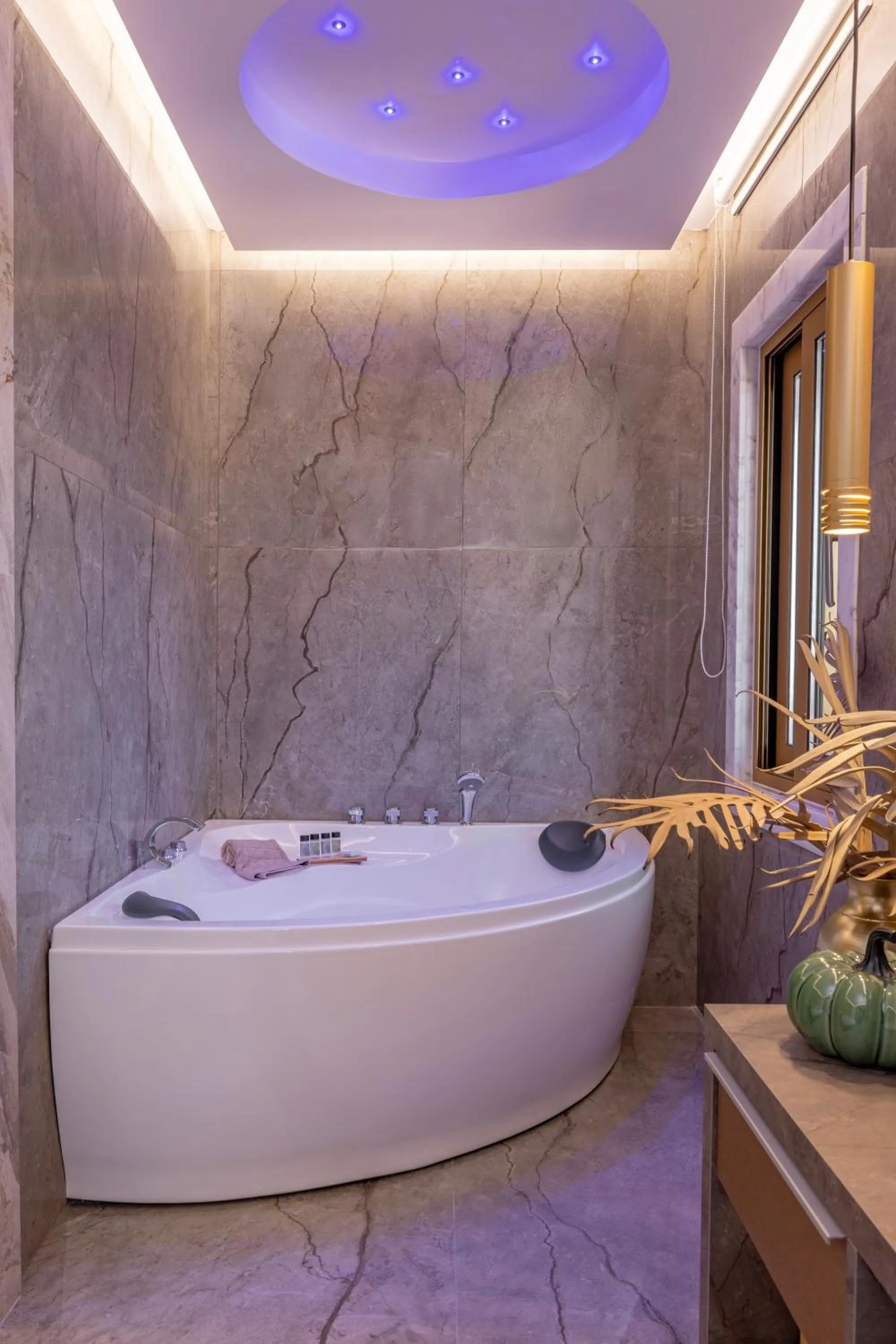 Hot Tub in Rhodos Horizon Boutique-Adults only