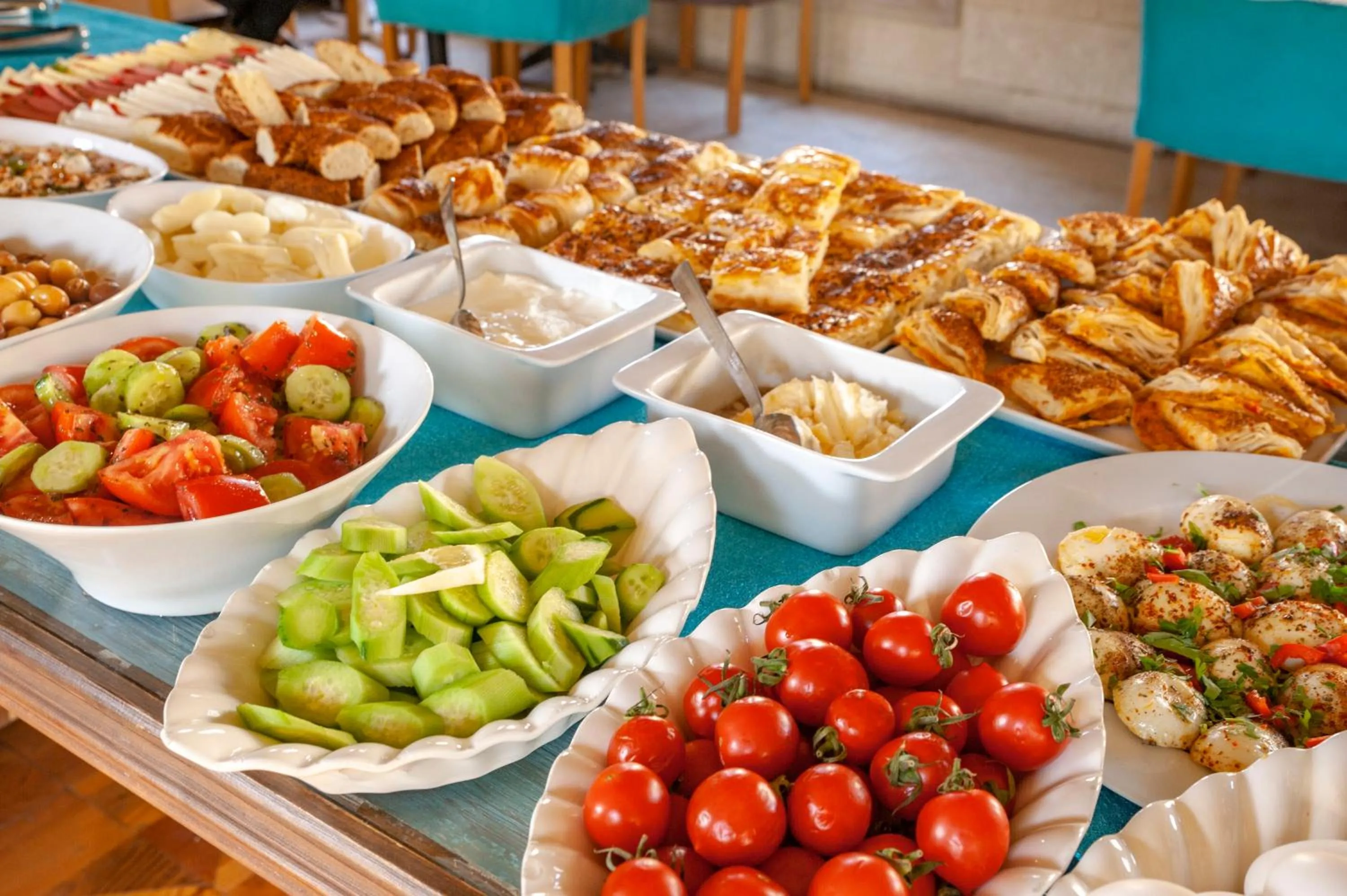 Breakfast in Ottoman Cave Suites