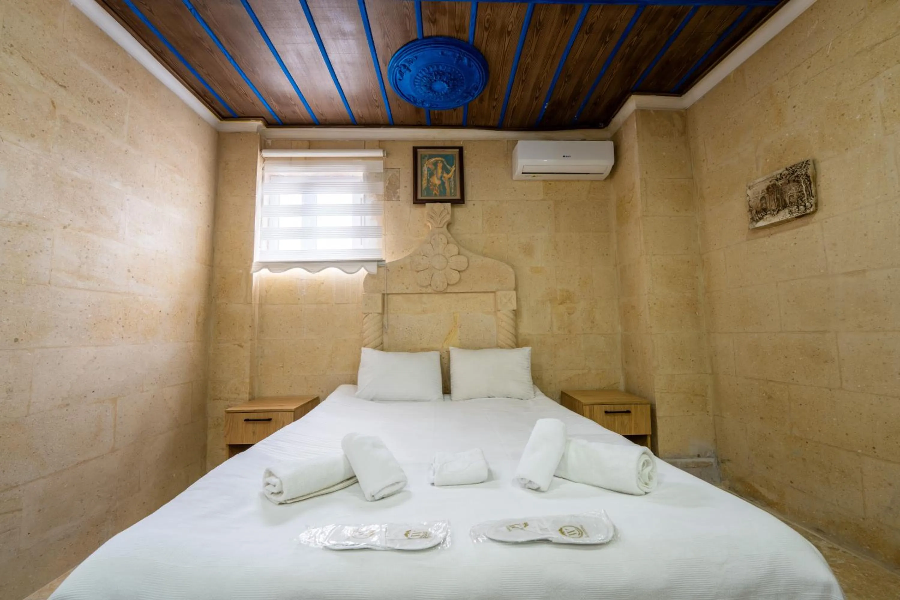 Bed in hotels crazy horse