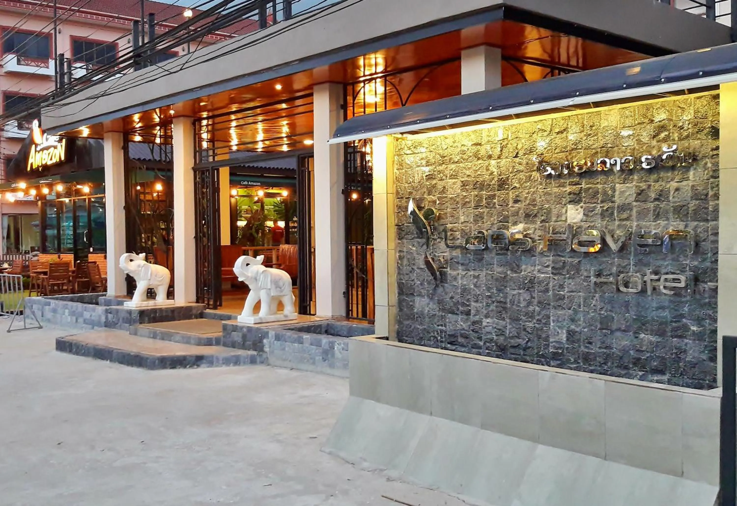 Facade/entrance in Laos Haven Hotel