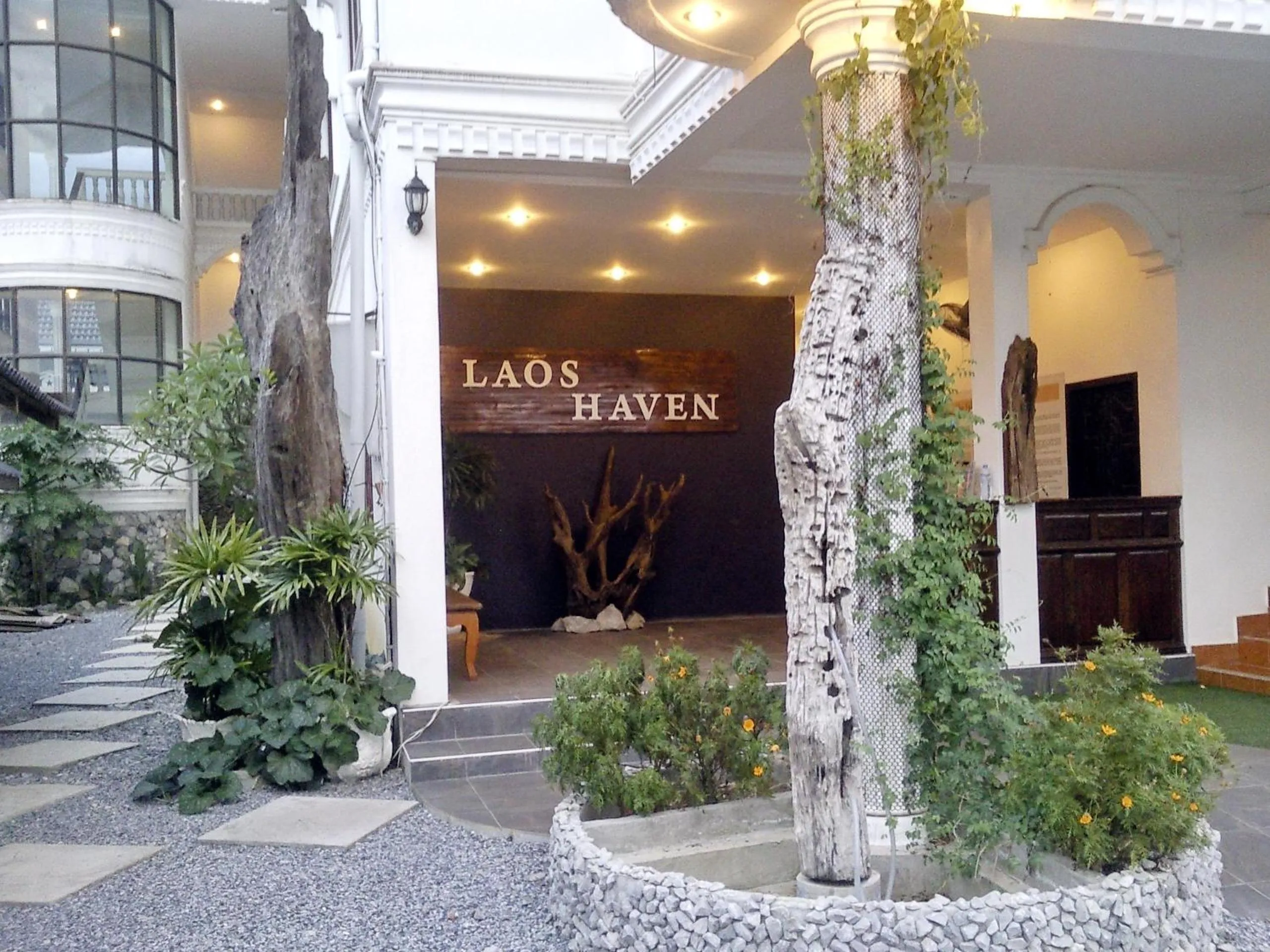 Facade/entrance in Laos Haven Hotel
