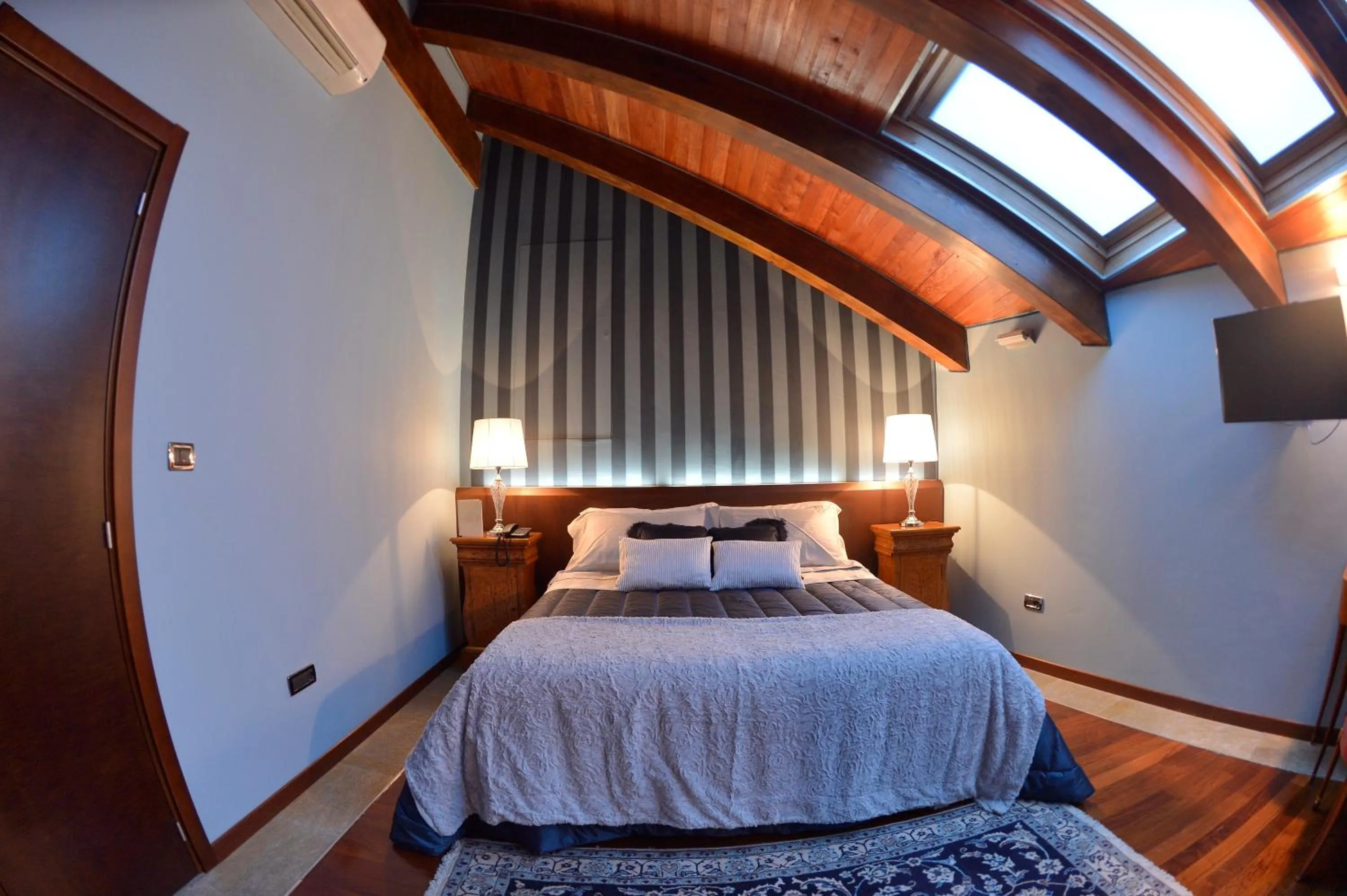 Photo of the whole room, Bed in Hotel Dei Pittori