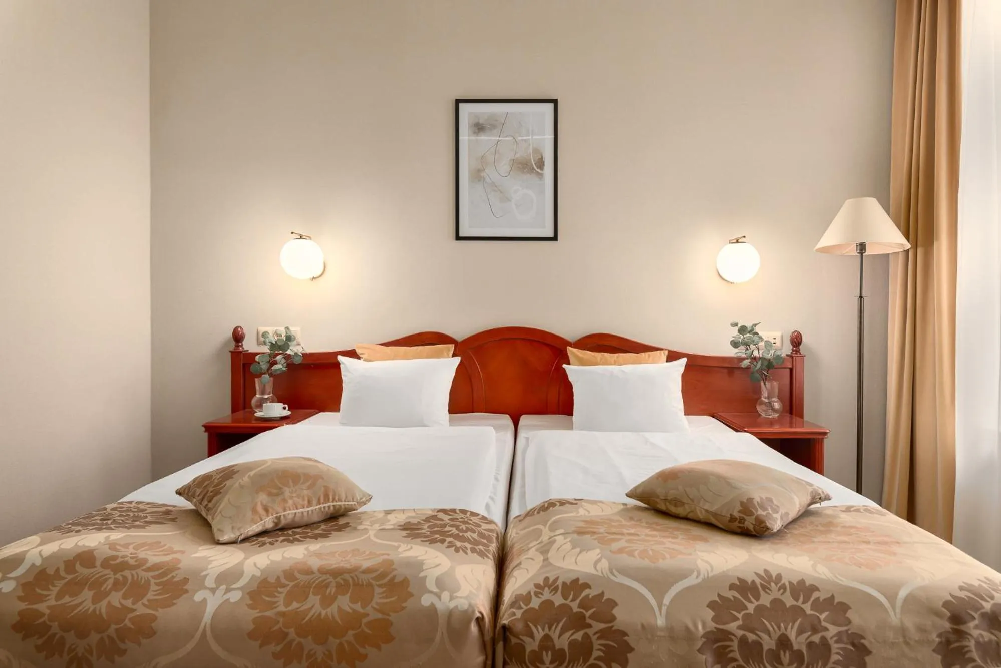 Bedroom, Bed in Hotel Europejski Wrocław Centrum