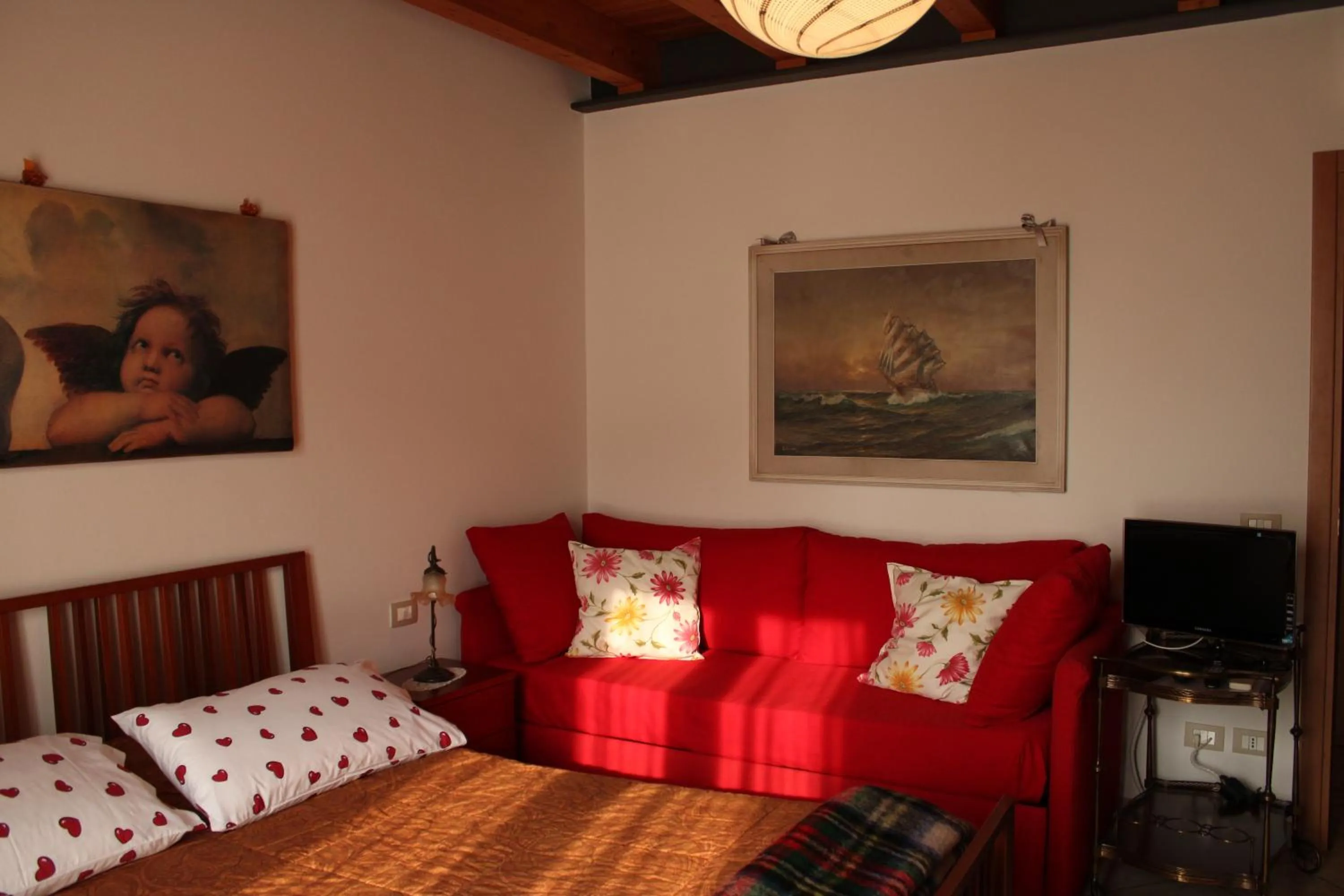 Bed in Bed & Breakfast Lucy