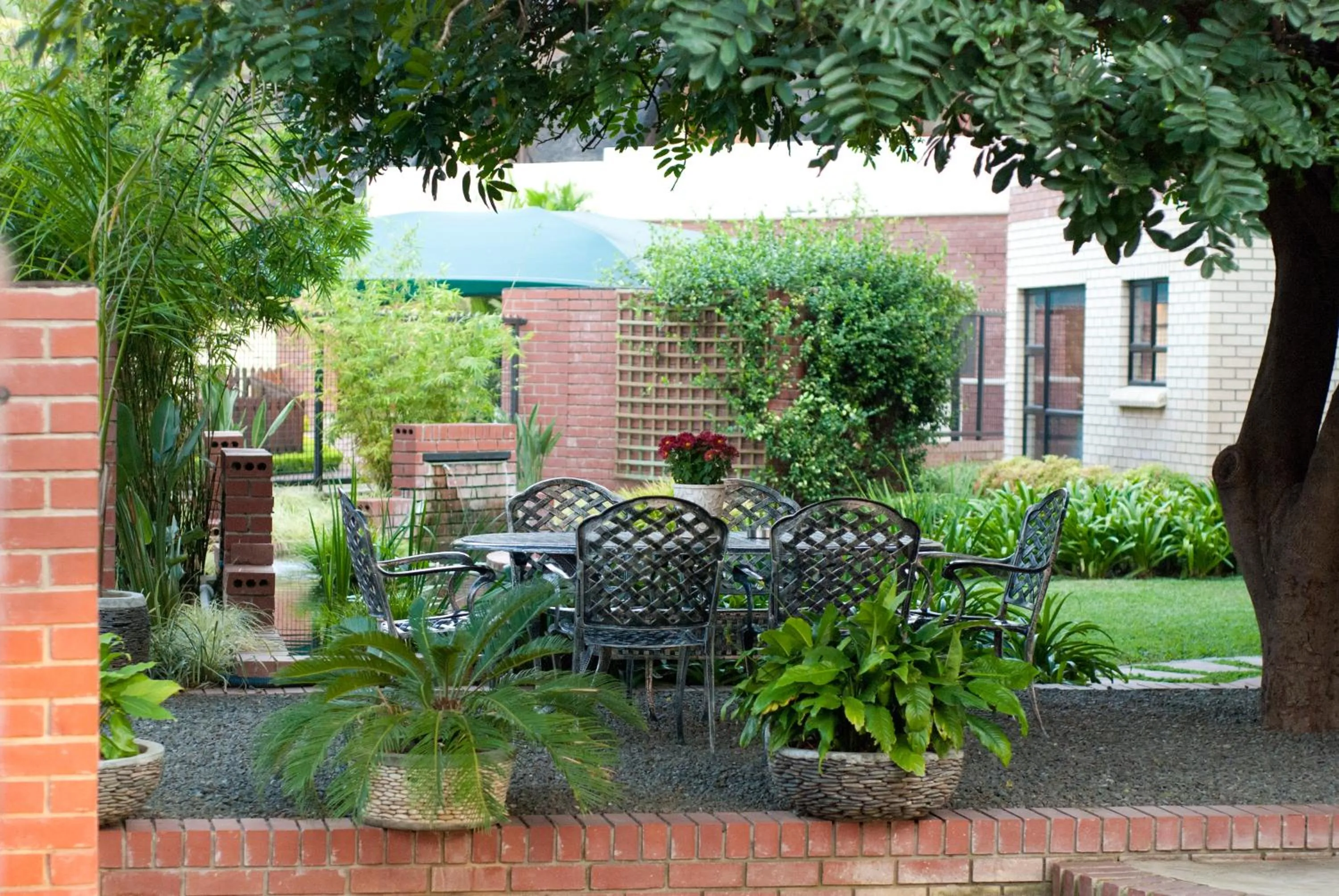 Garden in Rustenburg Boutique Hotel