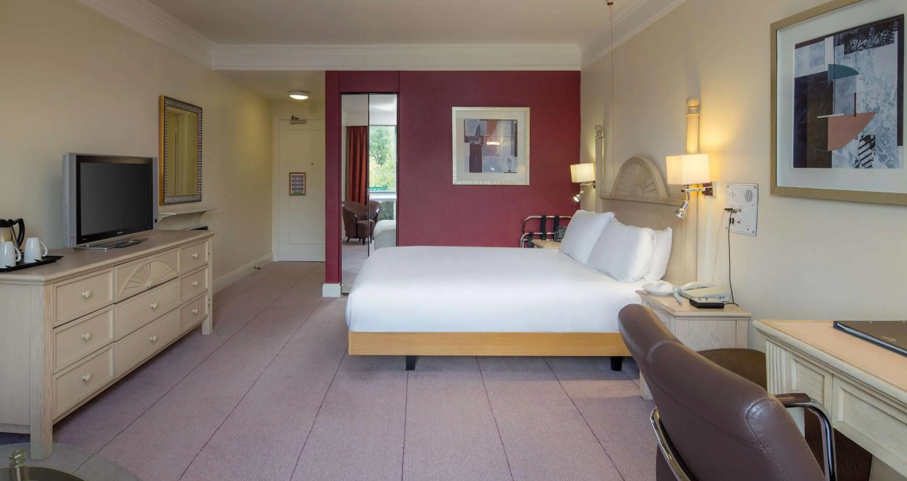 Bed in Hilton Leicester Hotel