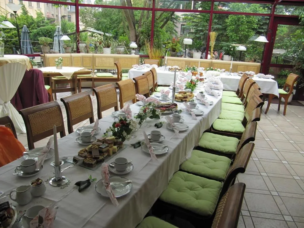 Restaurant/places to eat in Hotel Wettin