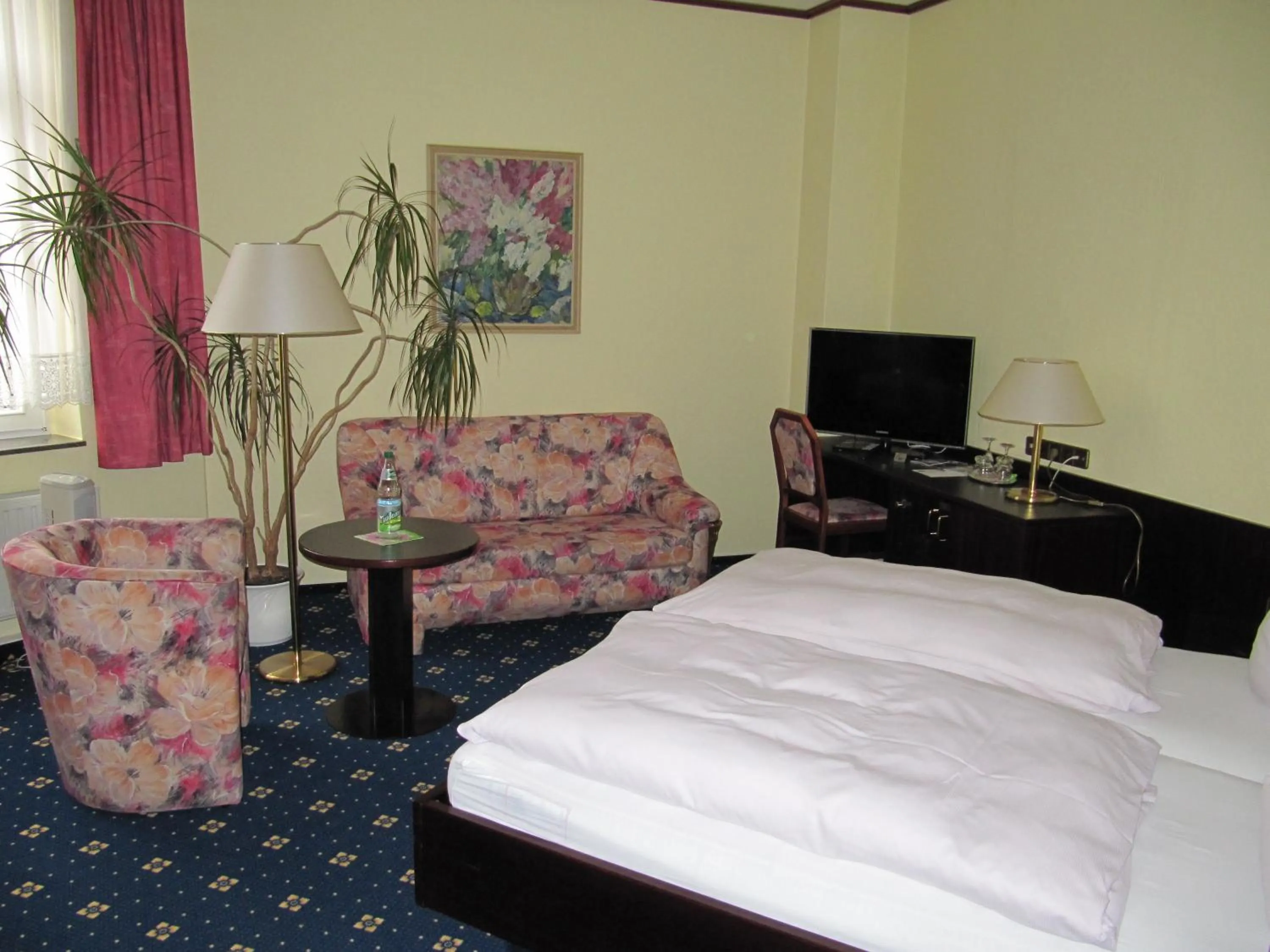 Photo of the whole room, Bed in Hotel Wettin