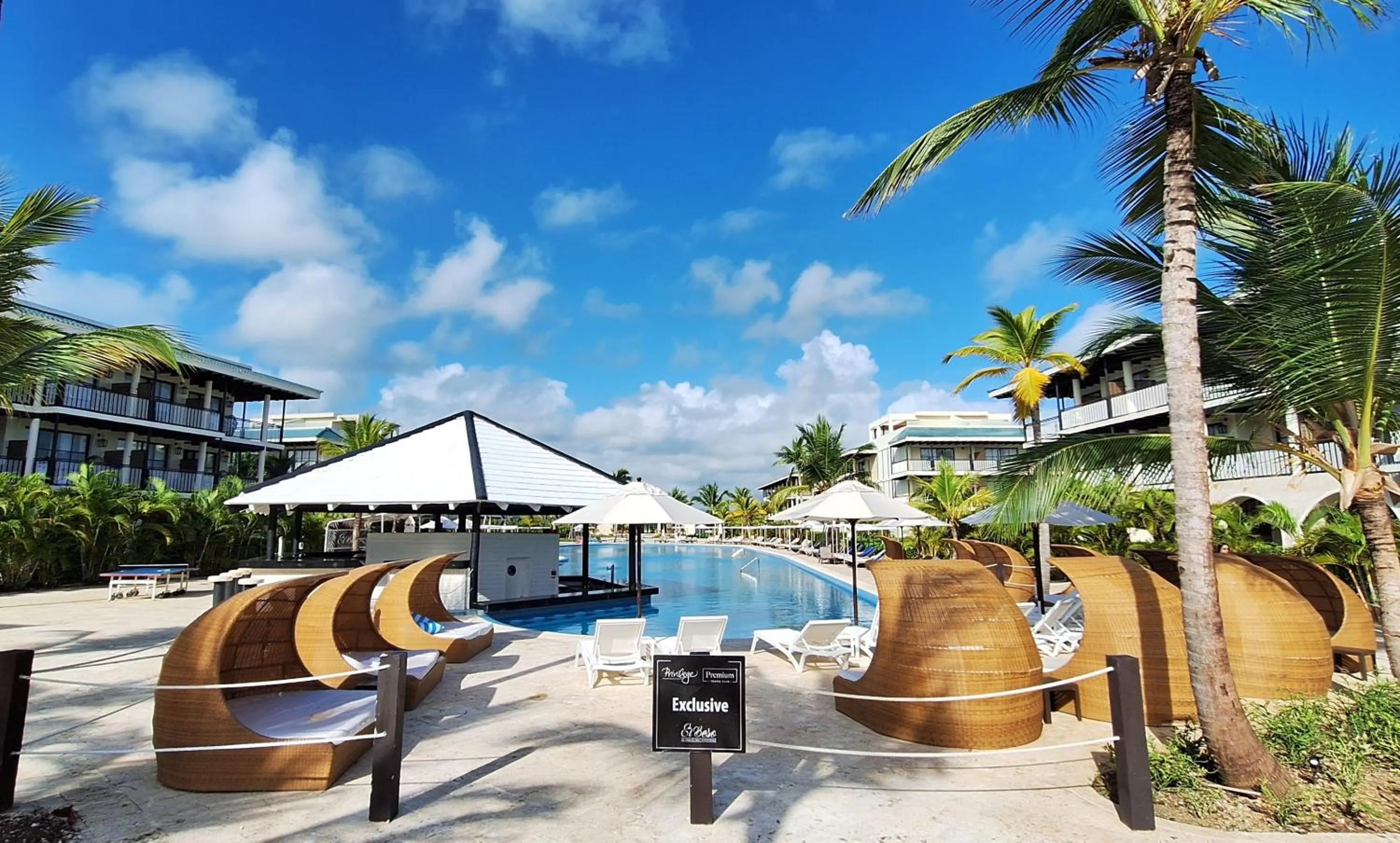 Swimming pool in El Beso Adults Only At Ocean El Faro - All Inclusive