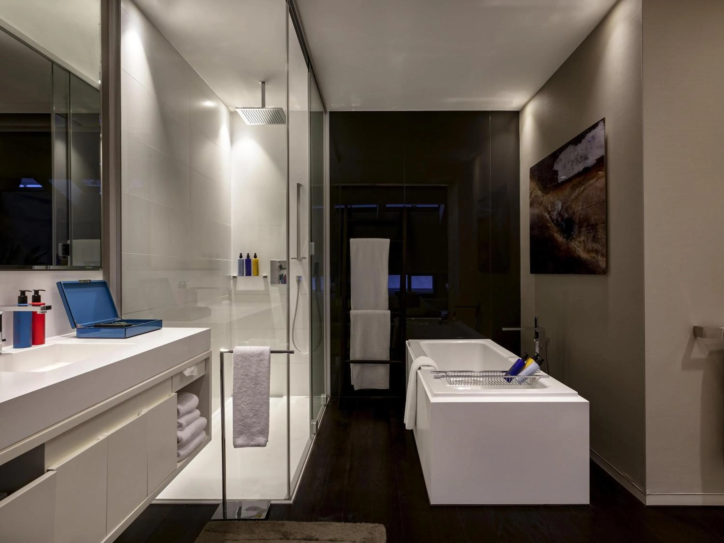 Bedroom in SO/ Berlin Das Stue