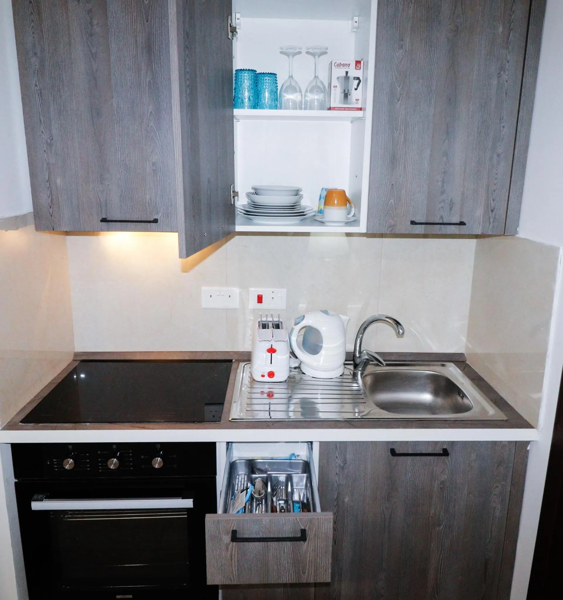 Napoli Suites Studios Aparthotel