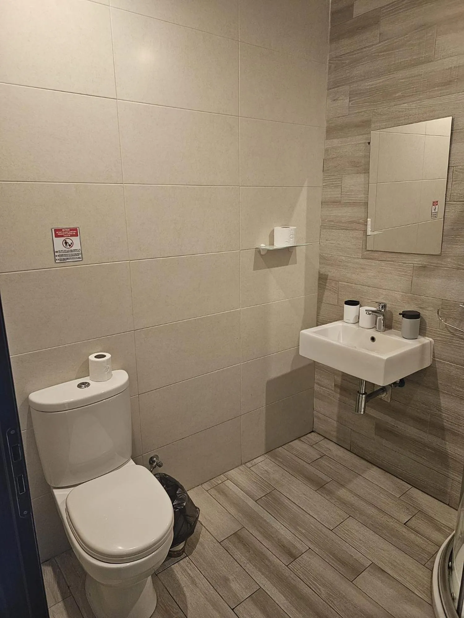 Napoli Suites Studios Aparthotel