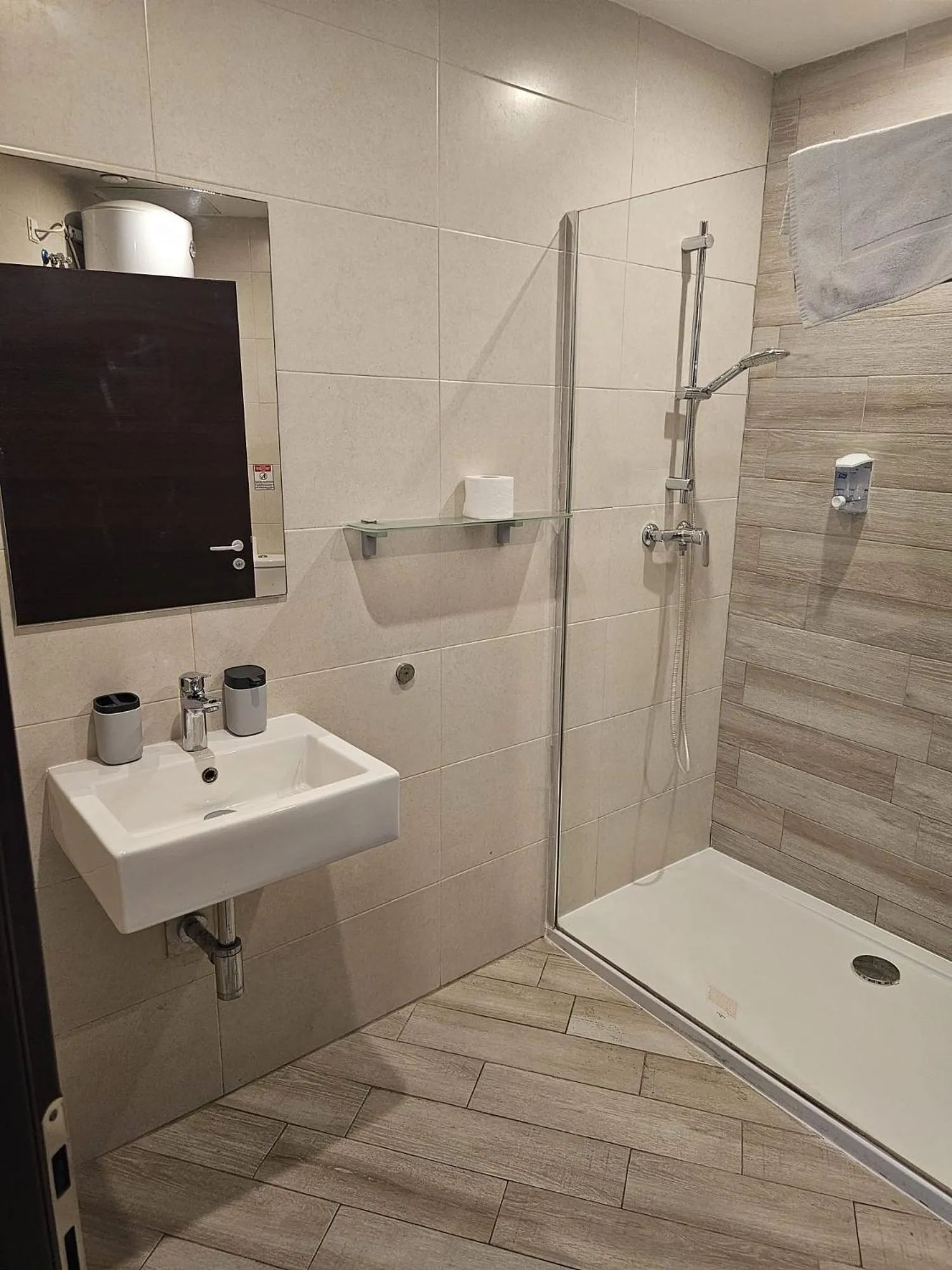 Napoli Suites Studios Aparthotel