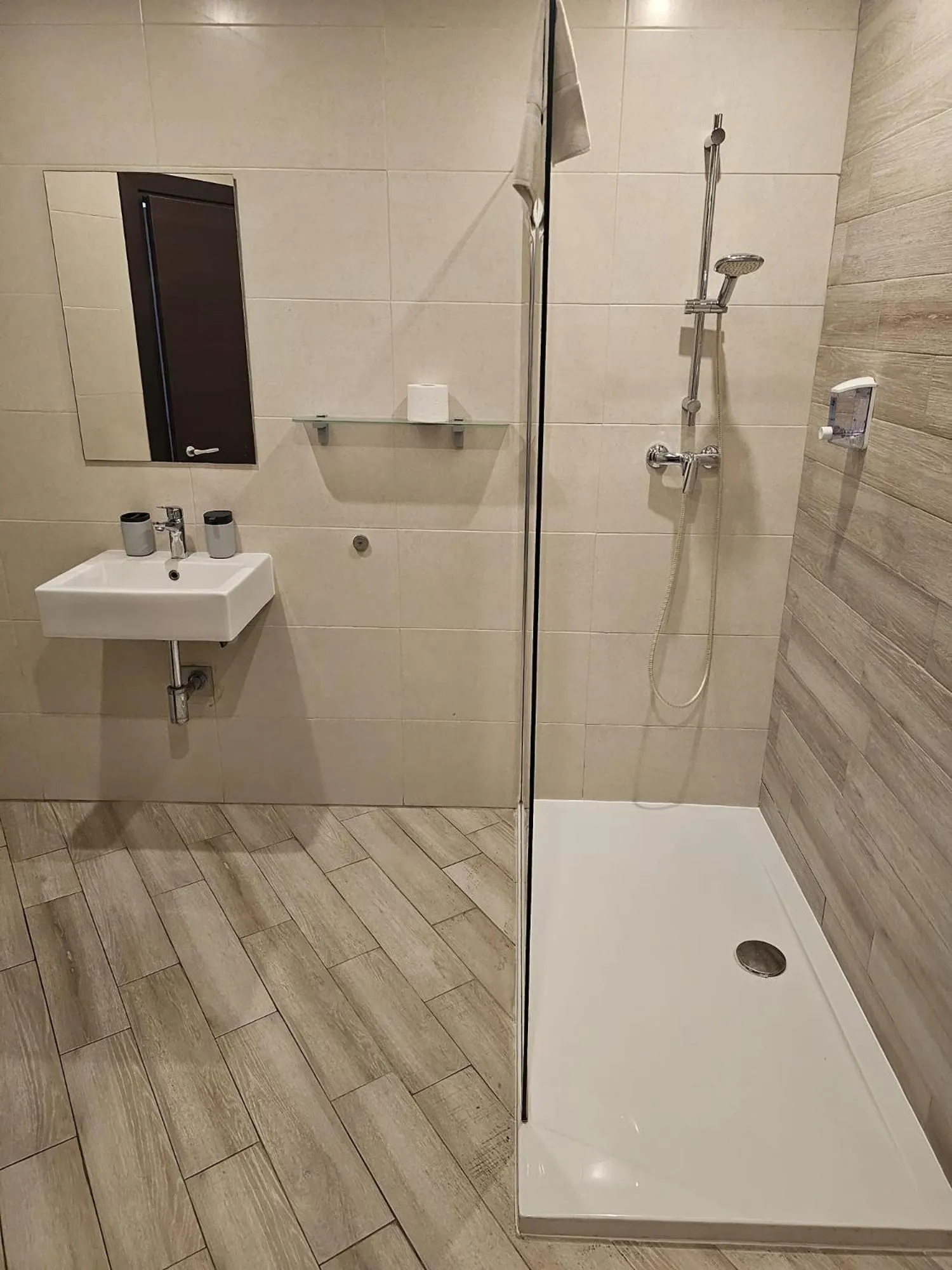 Napoli Suites Studios Aparthotel