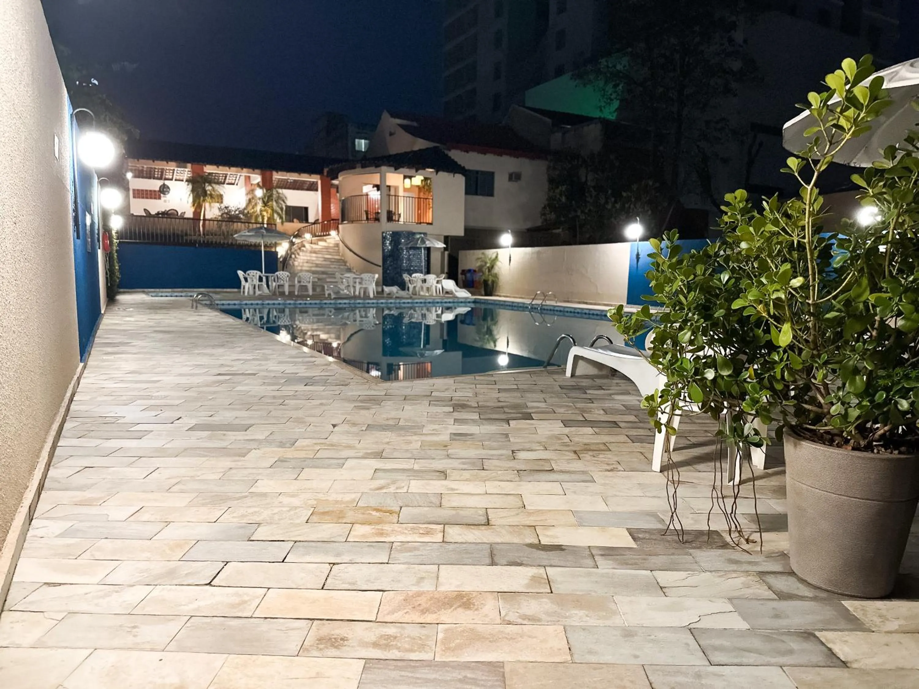 Swimming pool in San Rafael Comfort Class Hotel