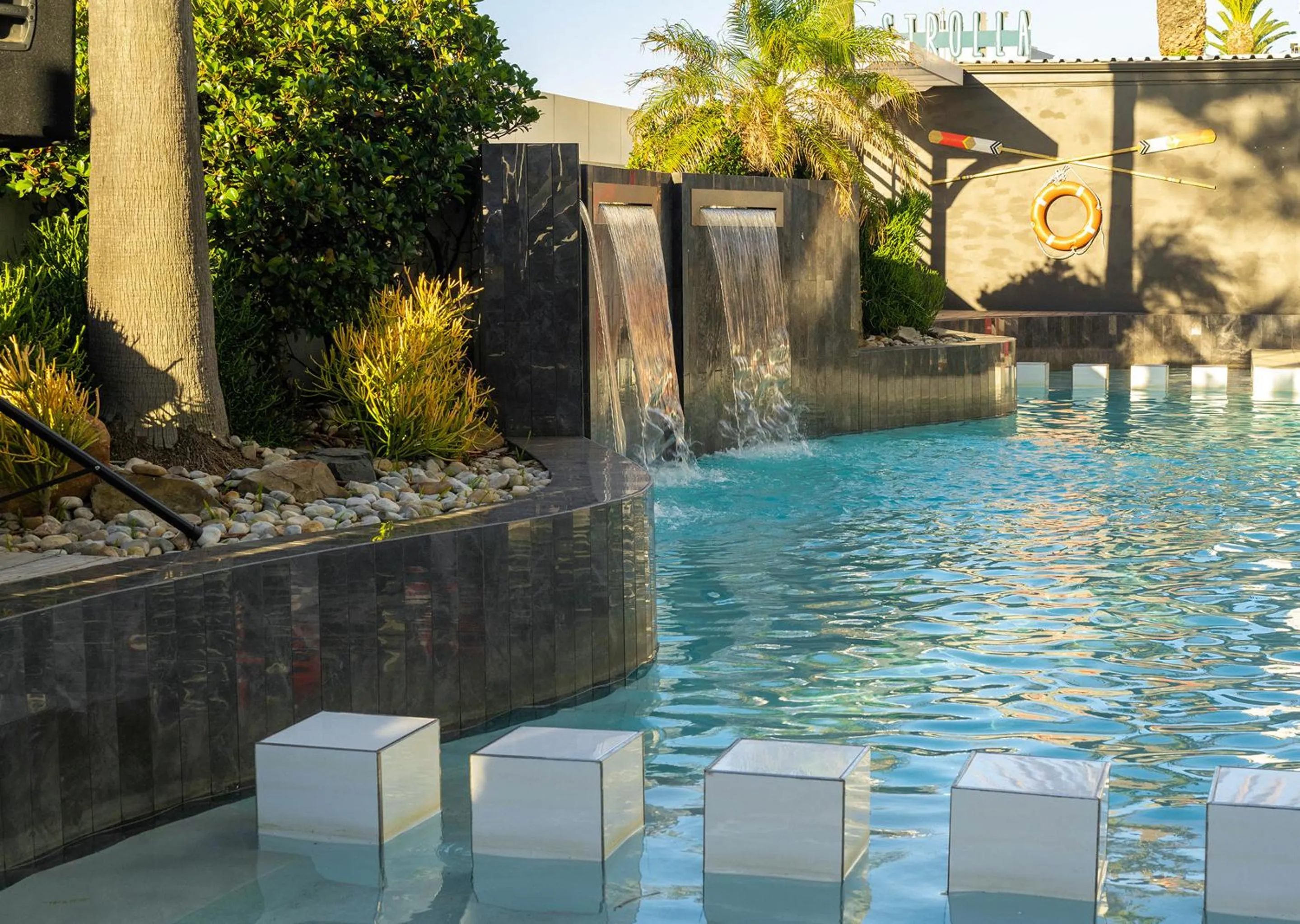 Day in Peninsula All Suite Hotel by Dream Resorts