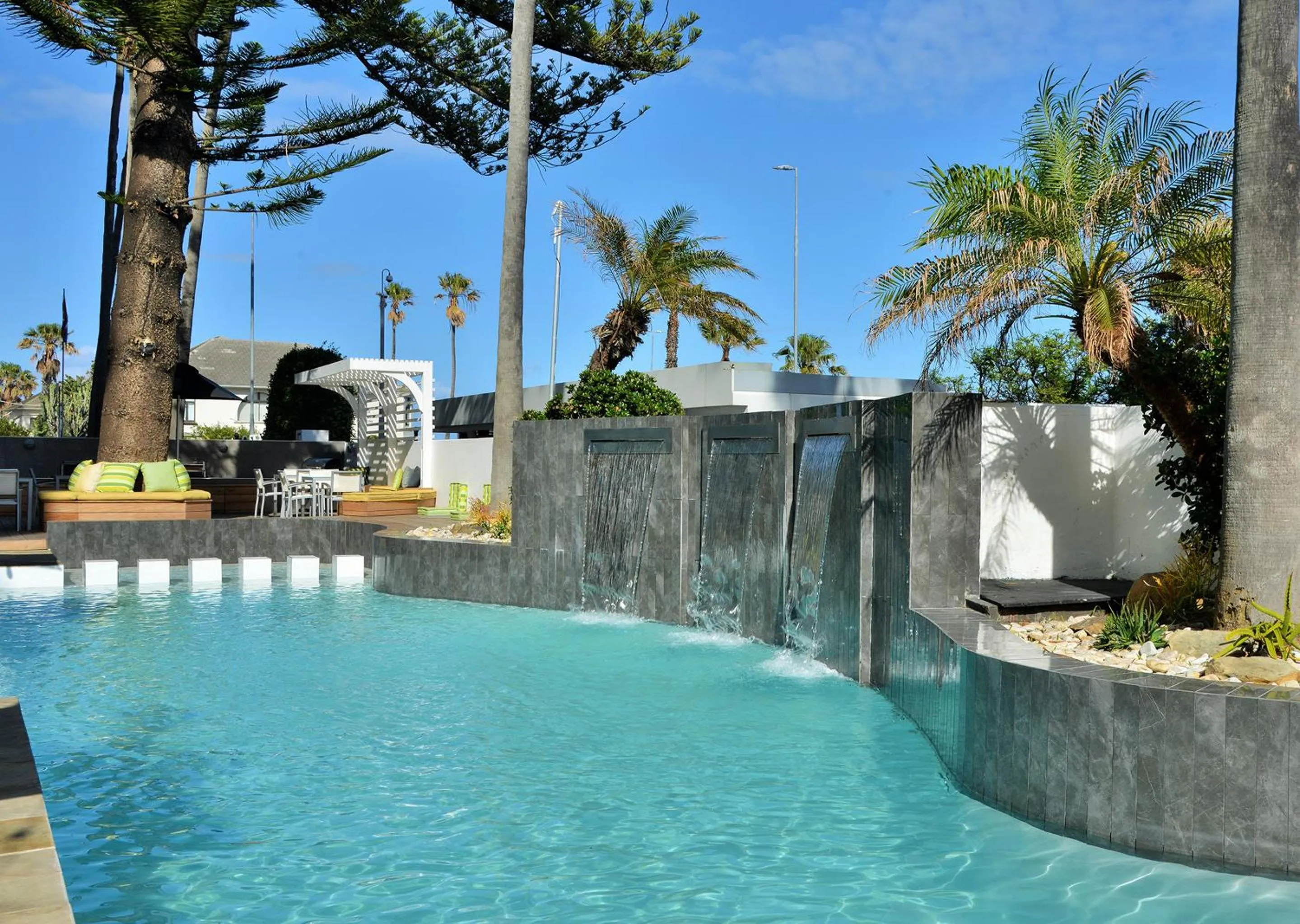 Day in Peninsula All Suite Hotel by Dream Resorts